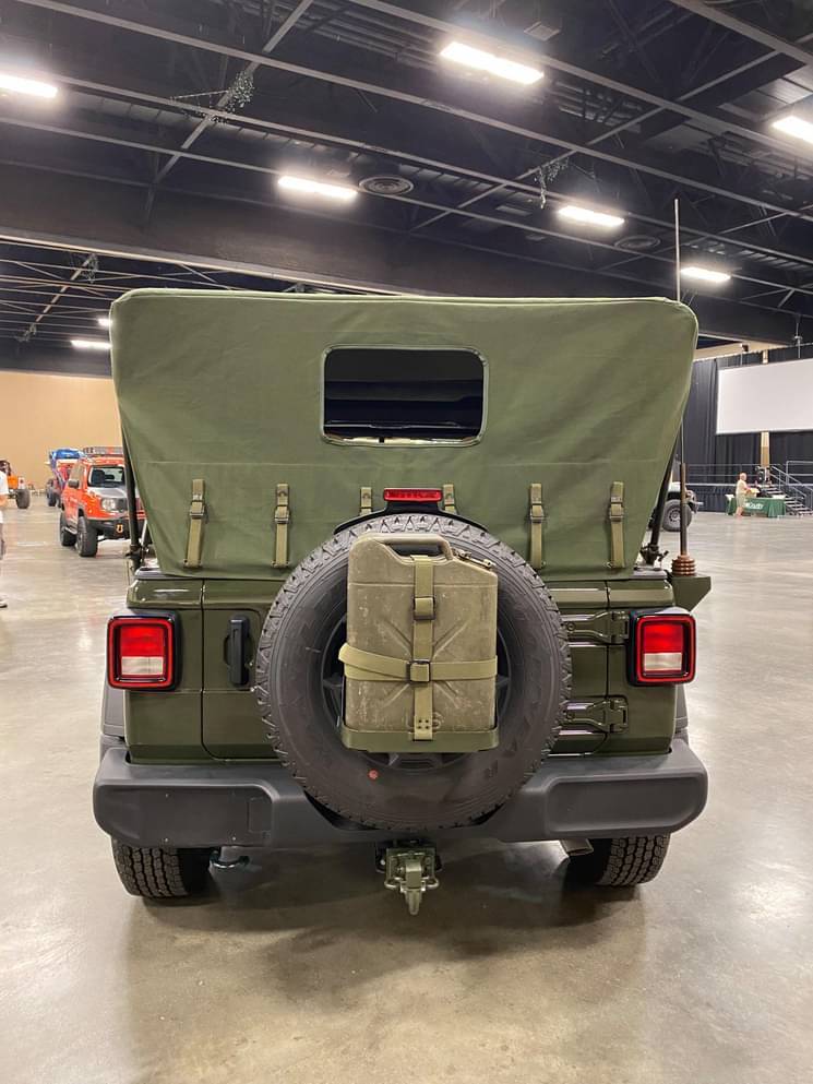 Jeep Wrangler JL How Do You Carry Extra Gas E17812EB-9E2F-4F23-B247-F27D60C11E7C