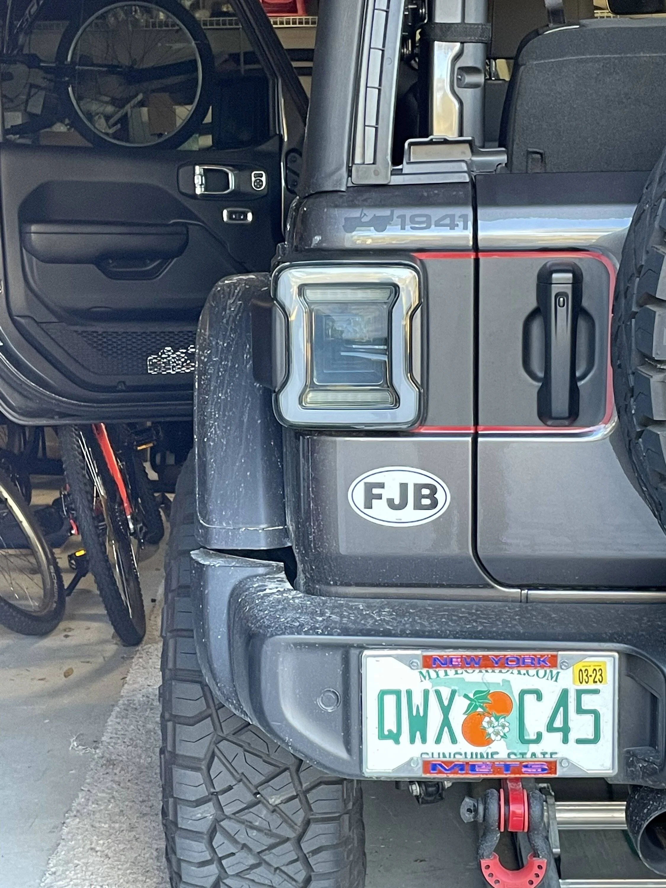 Jeep Wrangler JL FORM LED Smoke tail lights 74122A45-6811-4E22-A0DE-5F8787762008