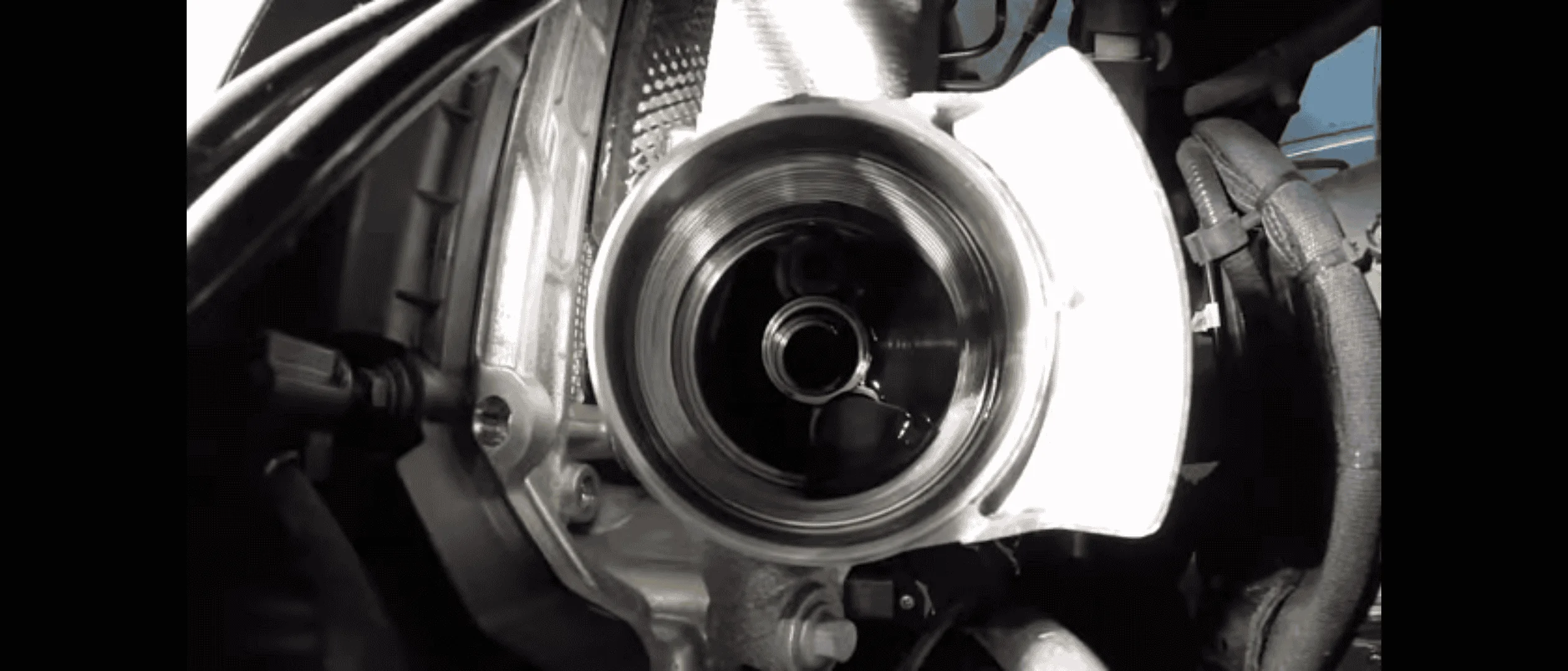 Jeep Wrangler JL Oil Filter Cover Thread Size??? Screenshot_20230226-212506