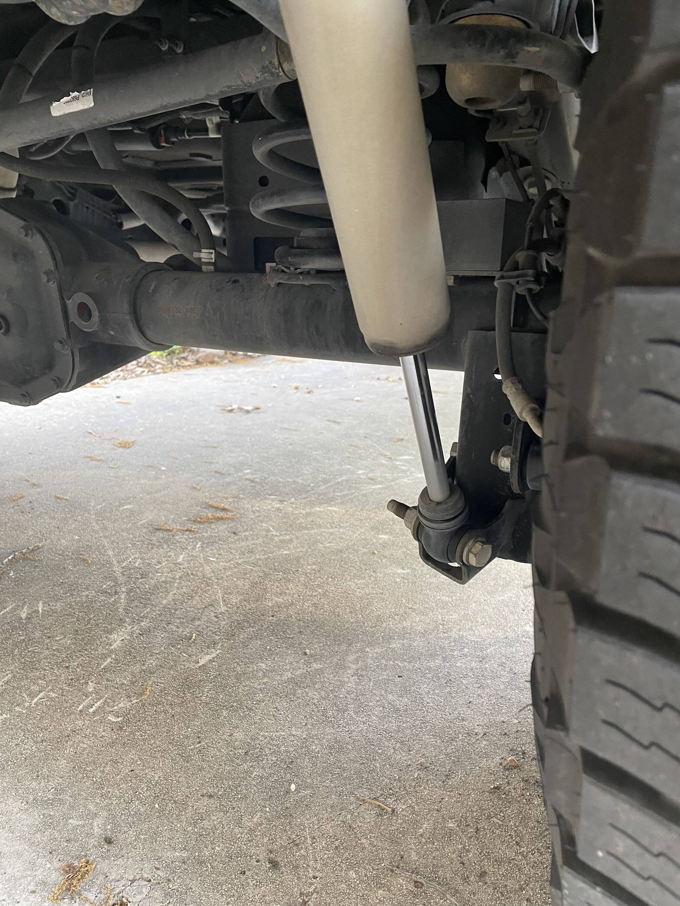 Jeep Wrangler JL Idiot question on fox shocks. 9B18B5D9-41C7-43E9-9CCA-542BB5C3EFA7