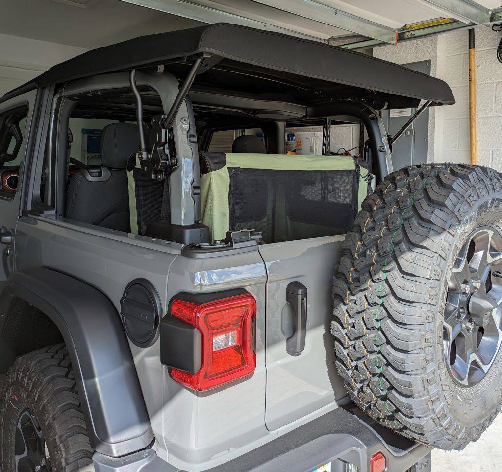Jeep Wrangler JL How do you use your 2-door back seat? 1