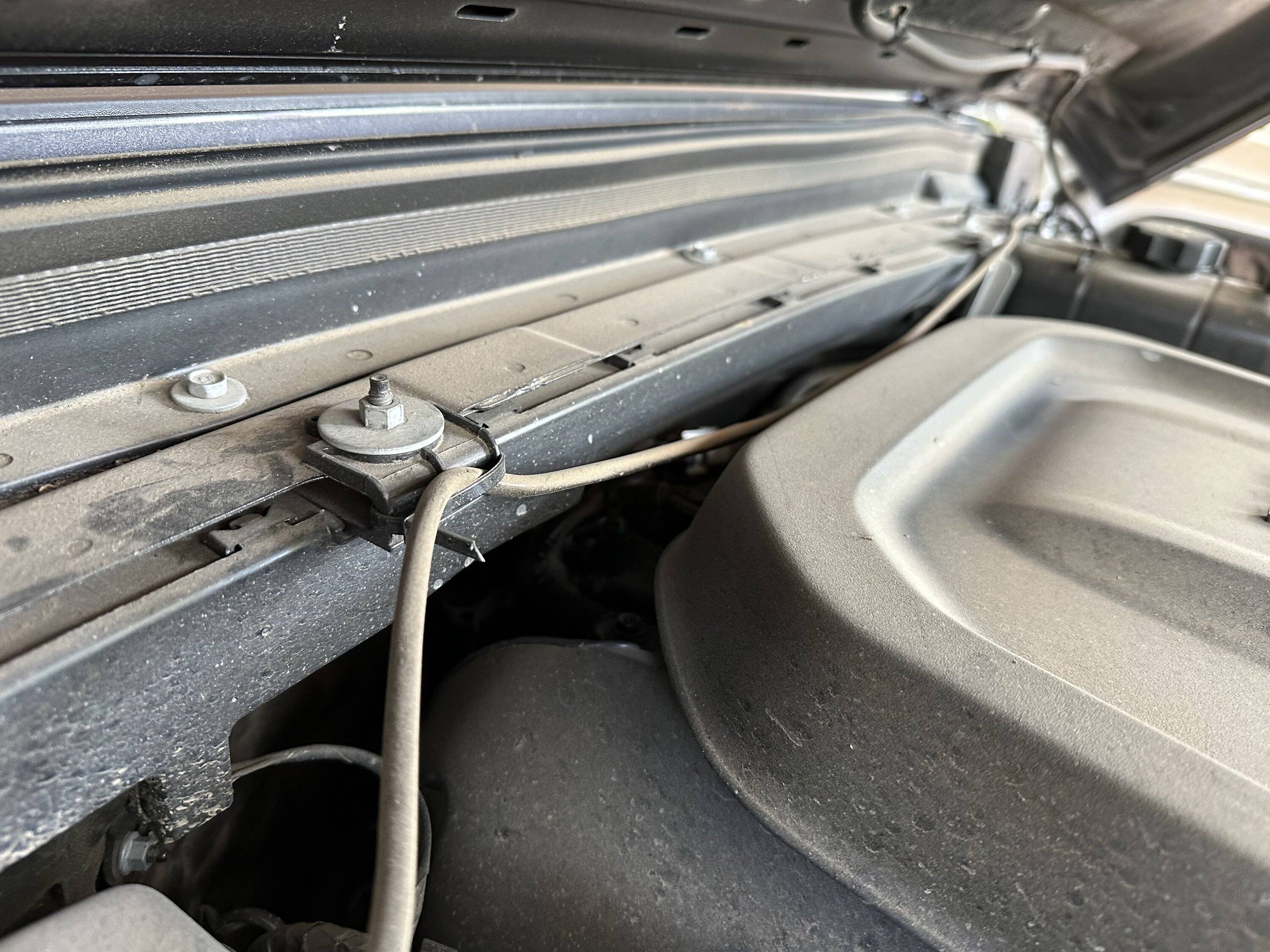 Jeep Wrangler JL where to run lightbar wires? 94271597-A156-4E17-8B00-65006364FDA6