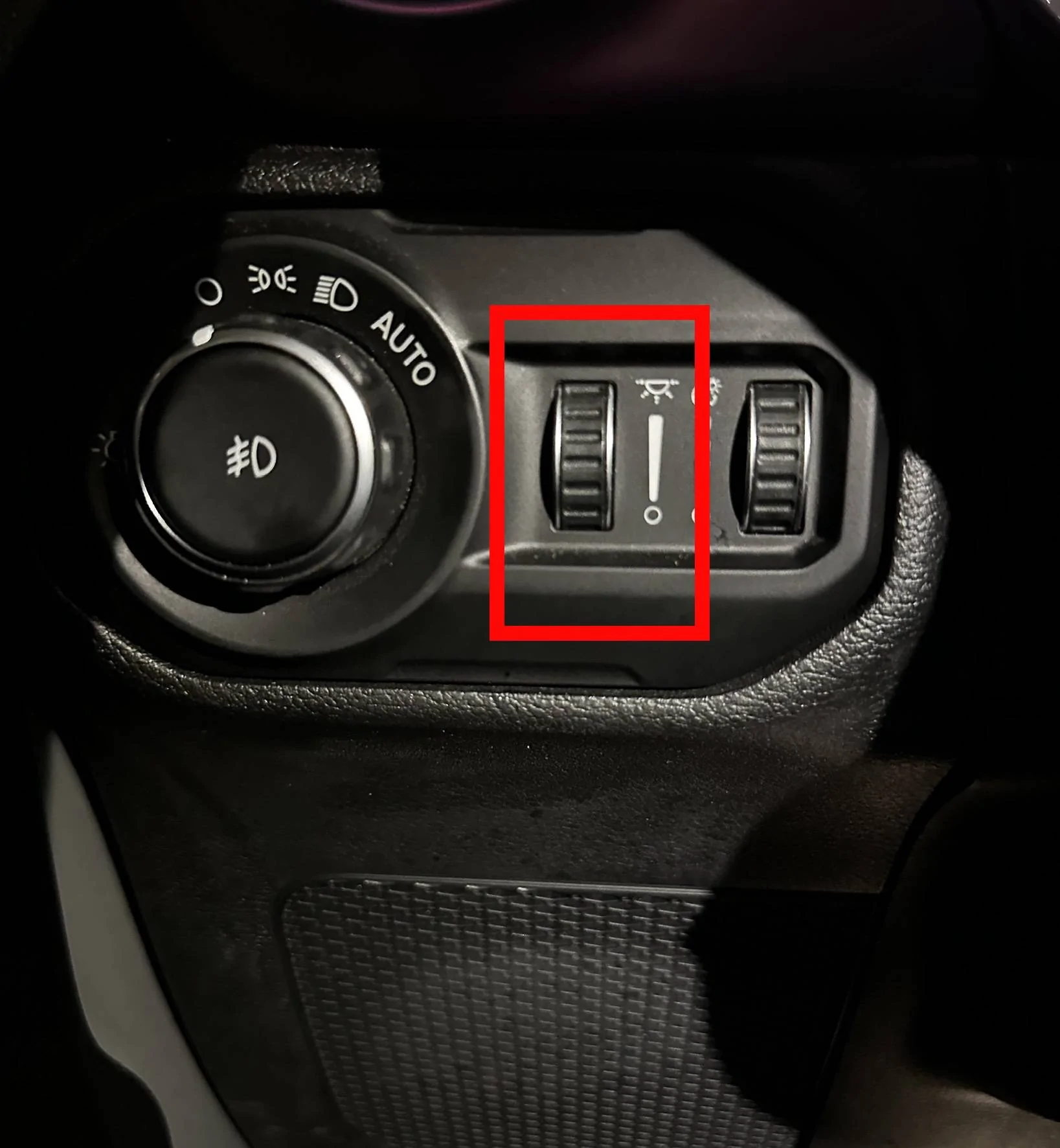 Jeep Wrangler JL Dashboard Switch ? 4A6701B4-C4DB-4F0C-AF22-82B30D4854A1