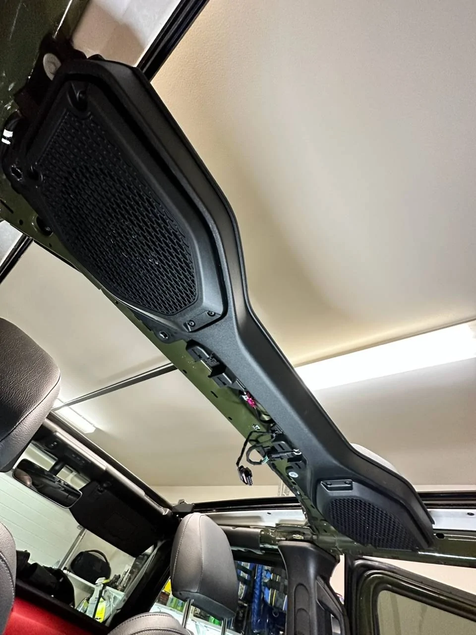 Jeep Wrangler JL Simple Subwoofer Upgrade!? 6994B026-B699-4D54-8D80-3516B221BE8C