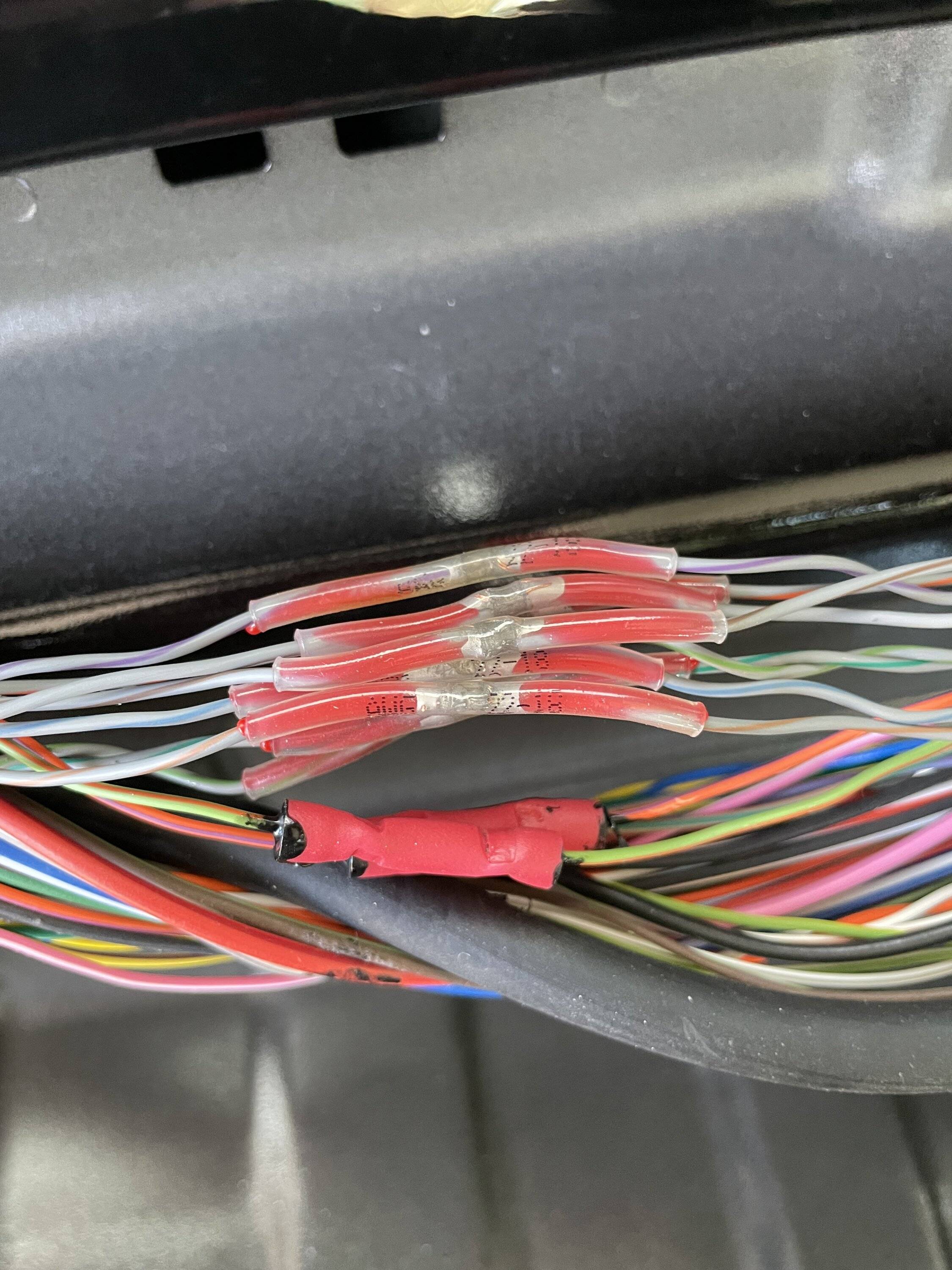 Jeep Wrangler JL Damaged Wiring harness IMG_9742