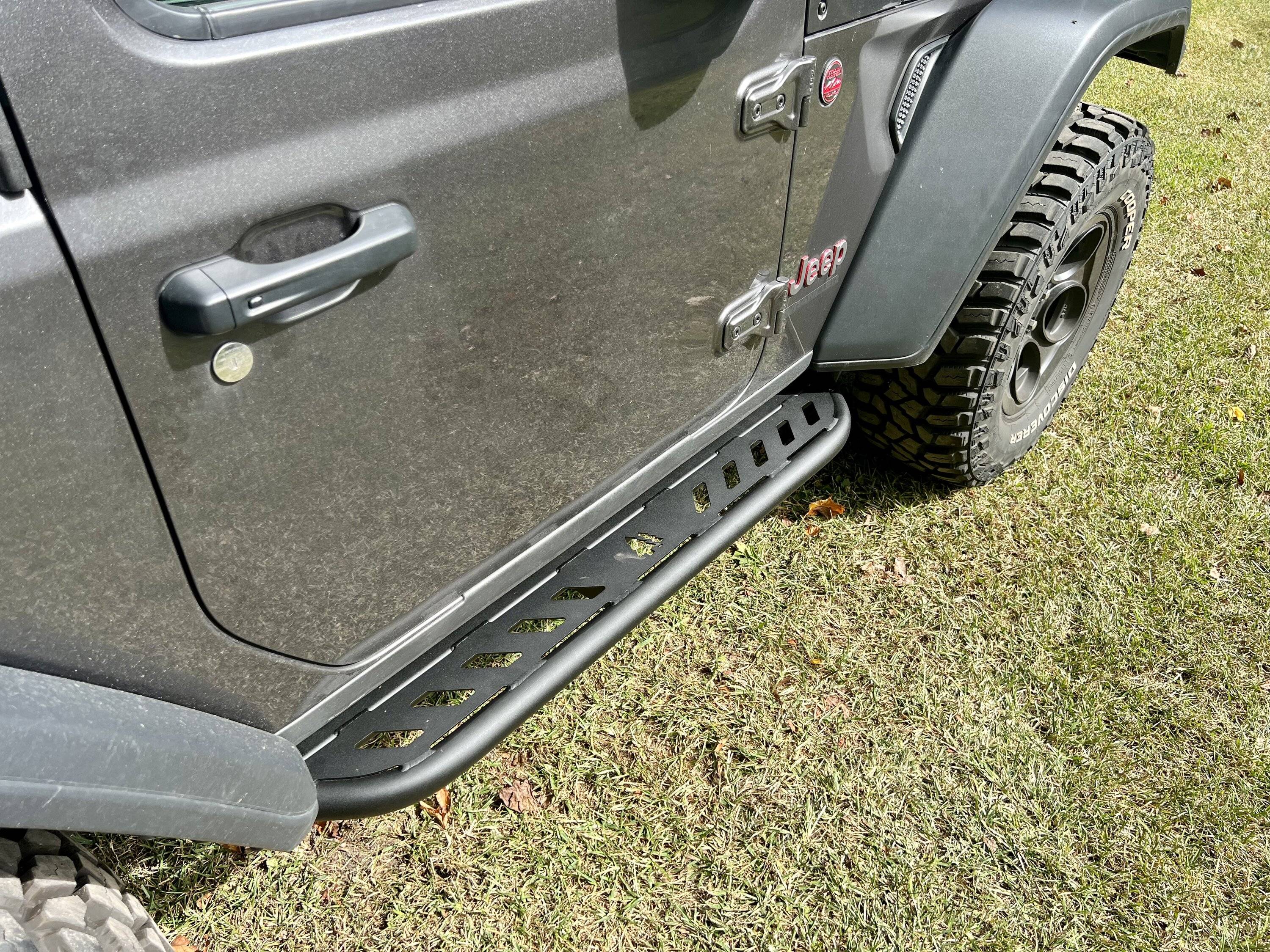 Jeep Wrangler JL Show Me Your Side Steps/Rails 59FD202A-05B2-4DBD-B651-A922BFD0B129