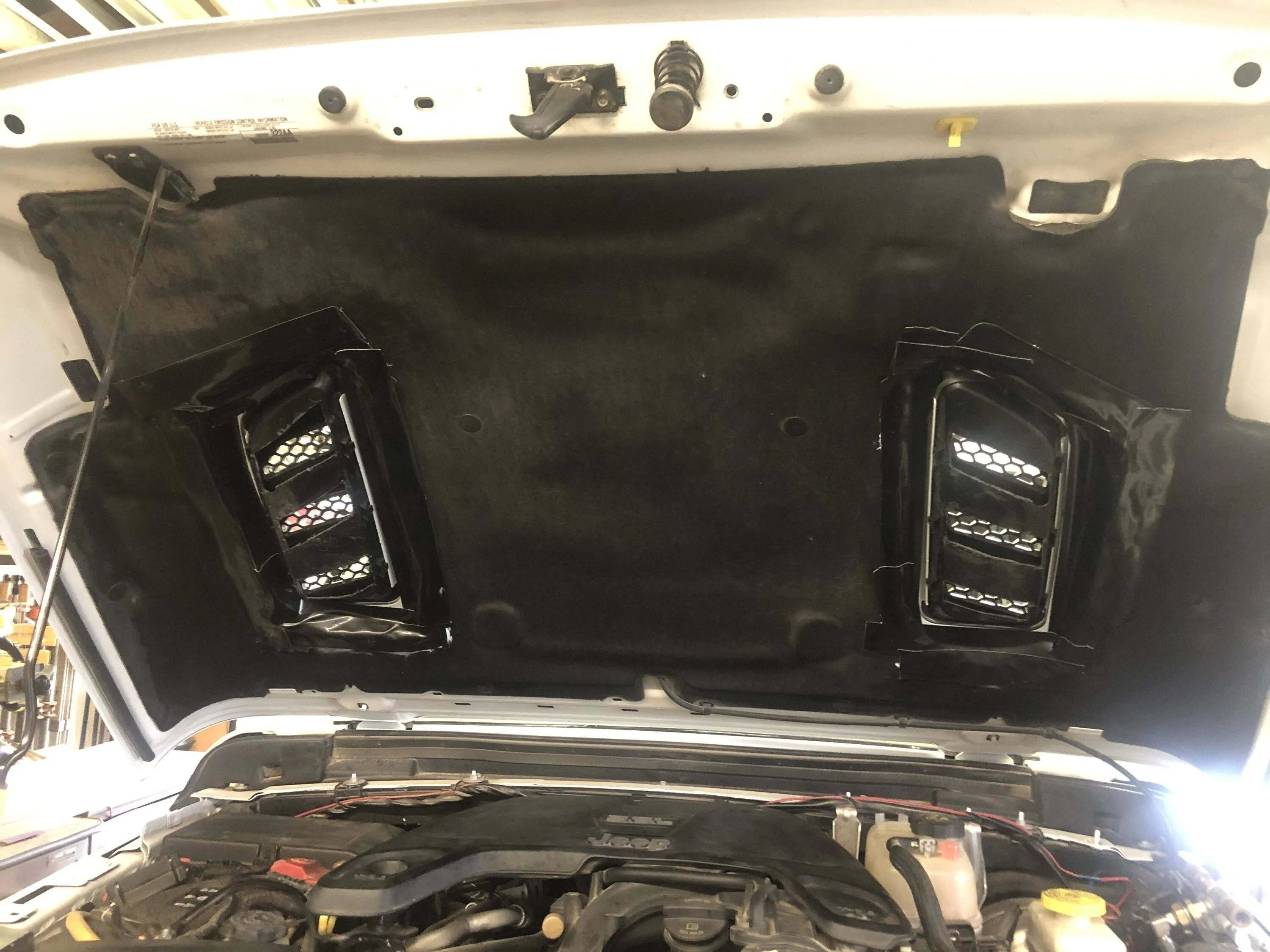 Jeep Wrangler JL JL hood vent correction DIY -- vents now open & functional D80D16A7-67D7-46EF-9CCA-C867C8260CA0