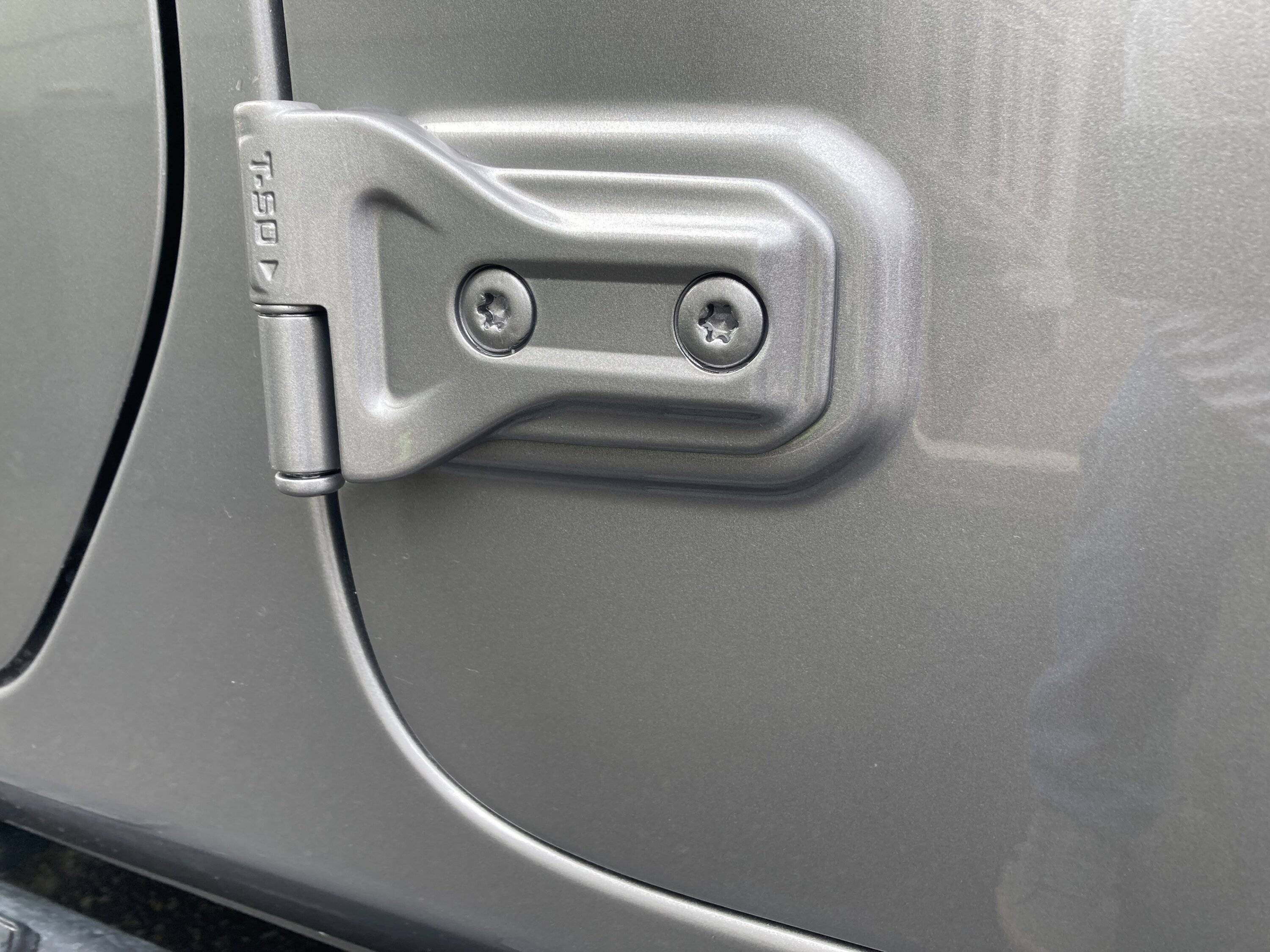 Jeep Wrangler JL Bubbles in Paint at Door Hinges DoorFin