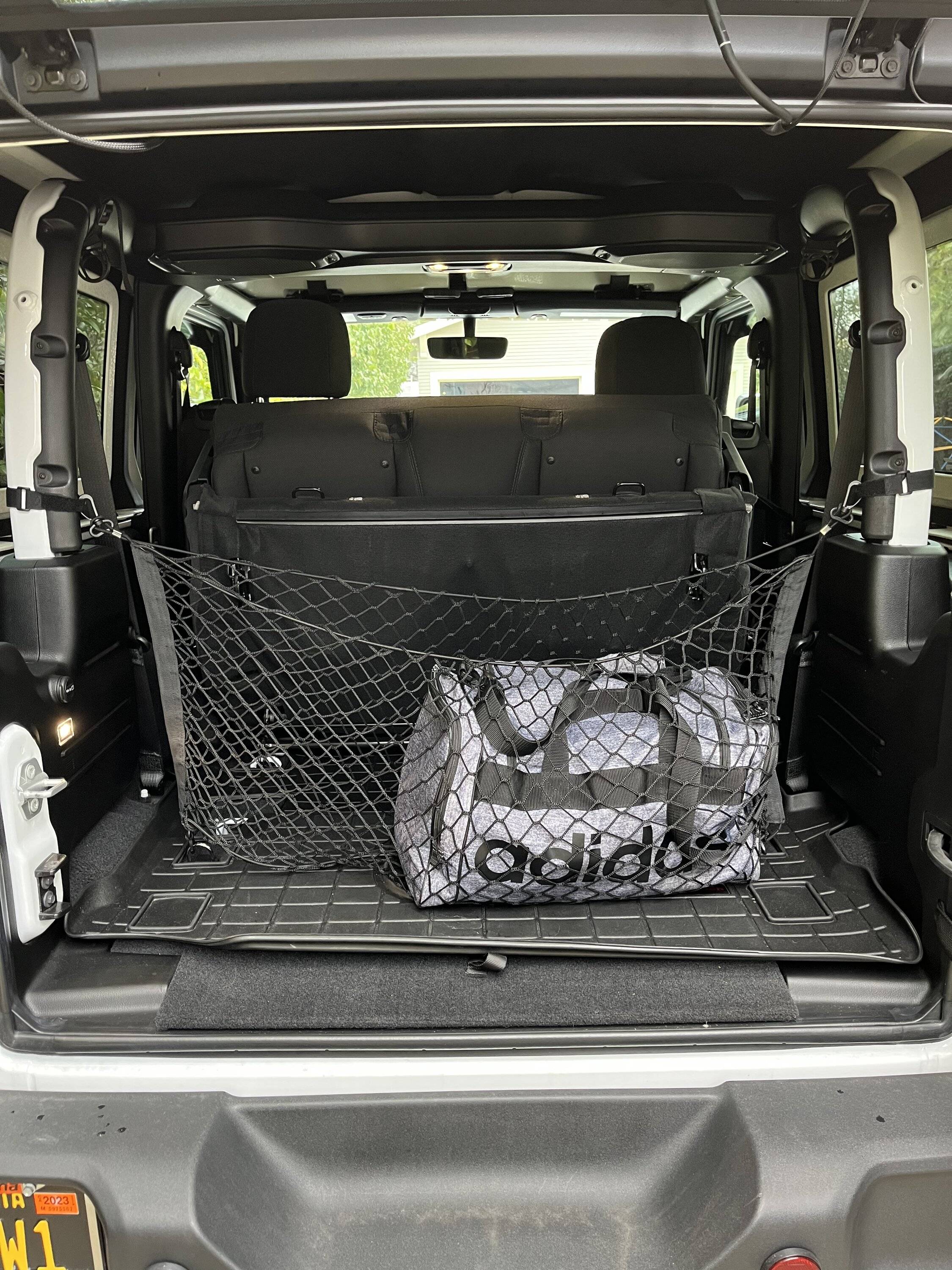 Jeep Wrangler JL Cargo Net with Backseat Out? 40988A9C-19D0-4F55-8D9A-13315992393B