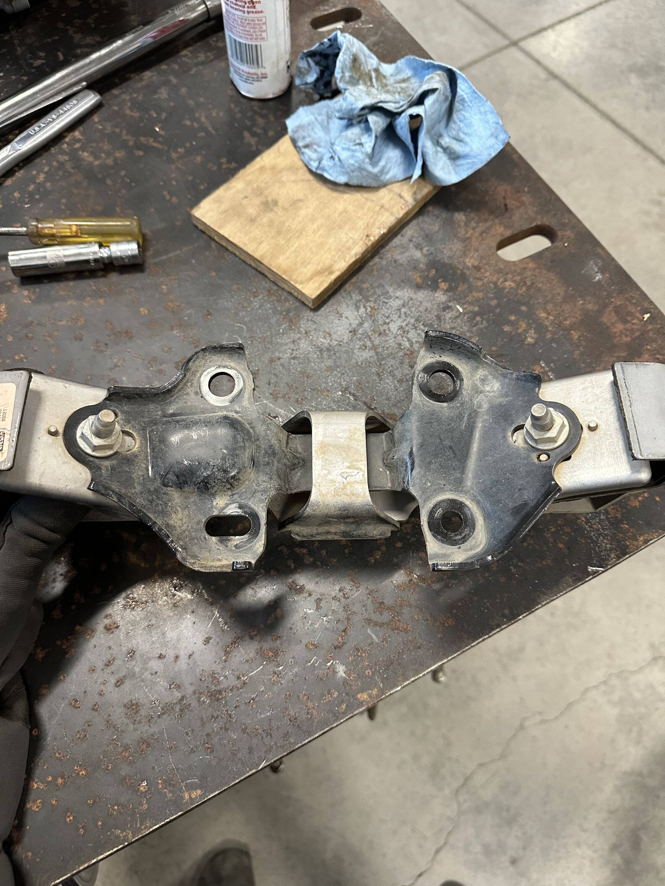 Jeep Wrangler JL 392 Atlas transfer case install FD1A0051-724B-4AAB-8AC5-40628DA65CD9