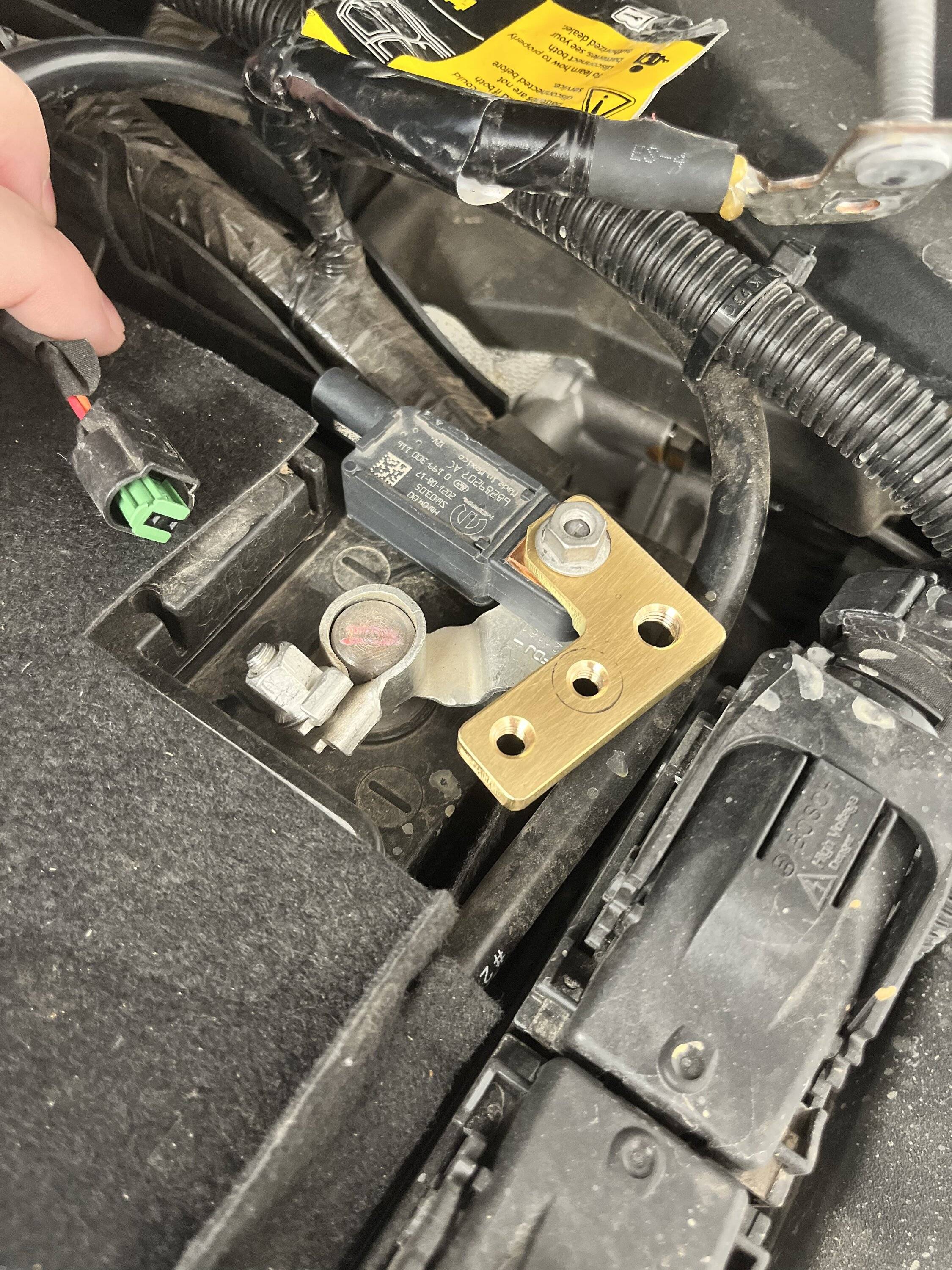 Jeep Wrangler JL Looking for a Good Battery Post Distribution Block 5D4D01B8-B39F-4109-88A9-288587775F64