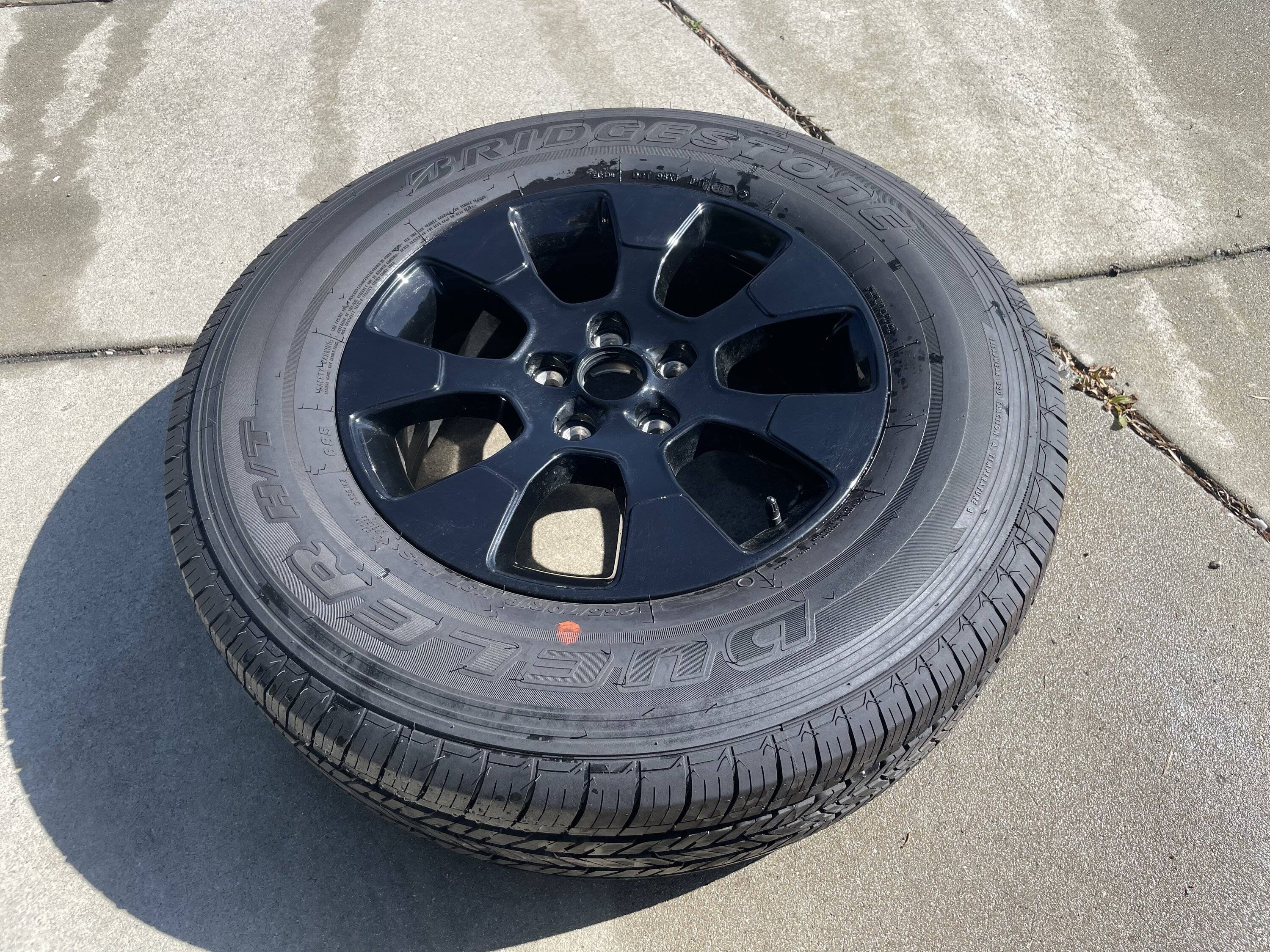 Jeep Wrangler JL Jeep spare 044B4057-1CAE-49E2-8C3B-549E6DA35055