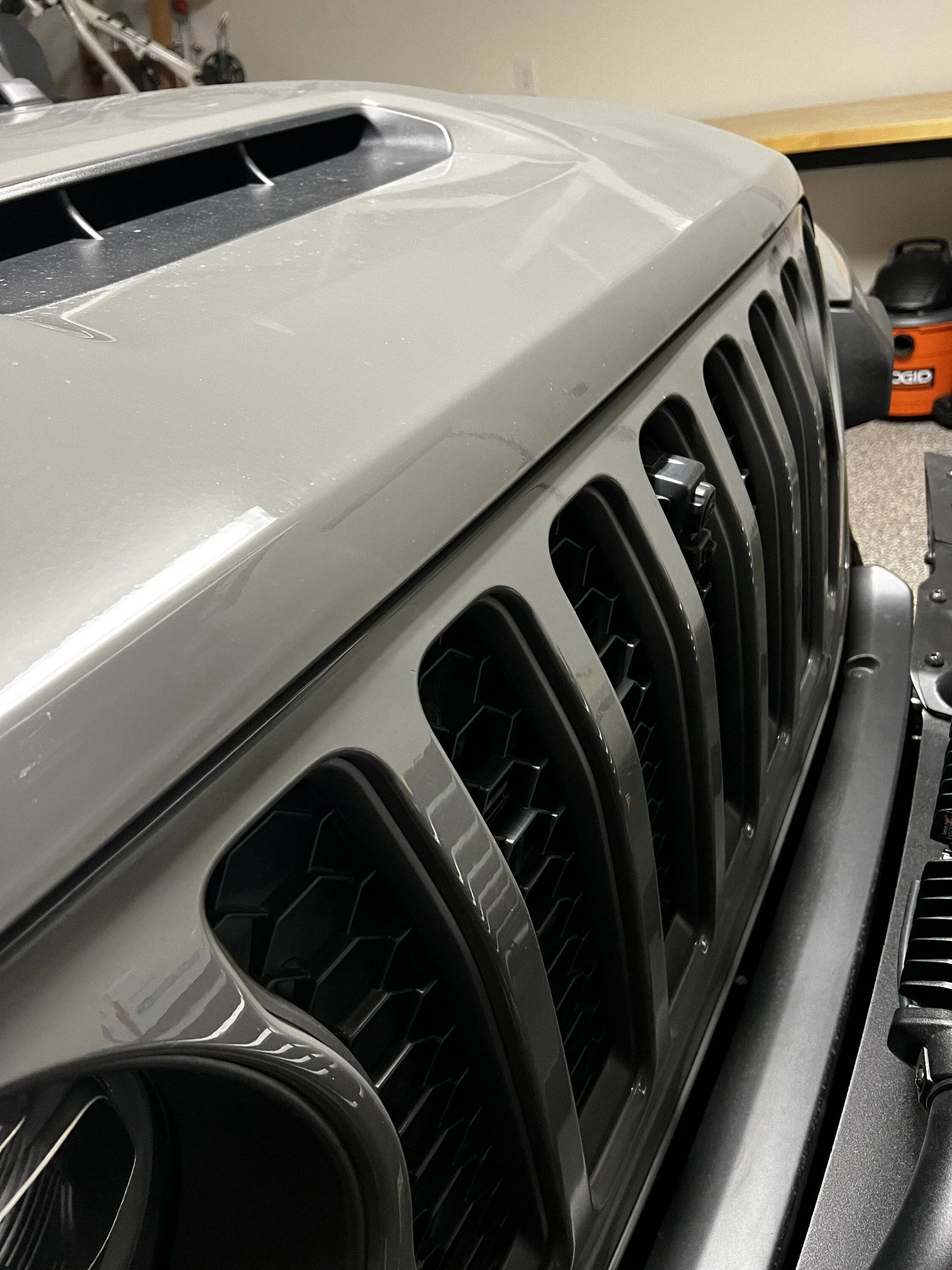 Jeep Wrangler JL Hood Misalignment 1B56AAF2-DEEF-4004-9962-57FA4405C4B1
