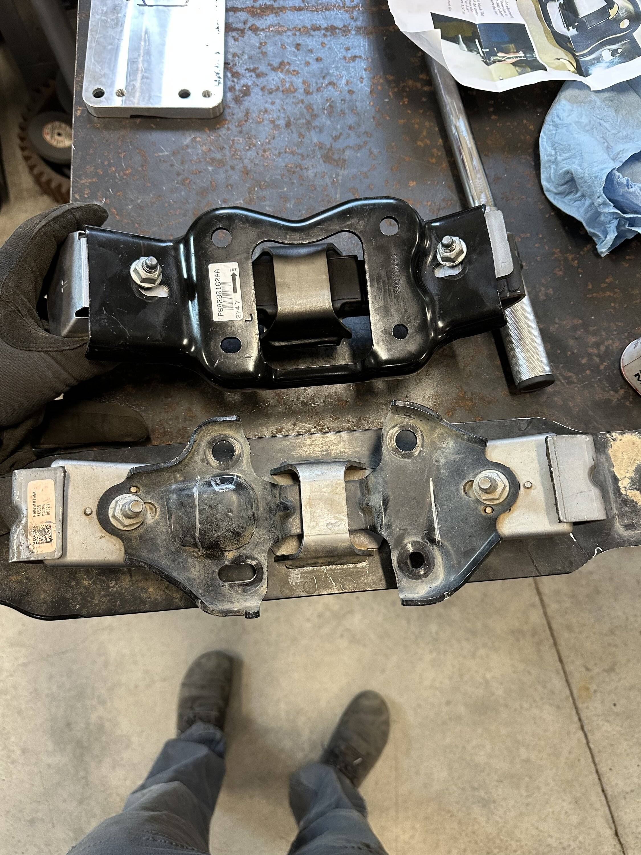 Jeep Wrangler JL 392 Atlas transfer case install A2FAA5AC-2A5A-4F61-AC55-BFB5E26E7043