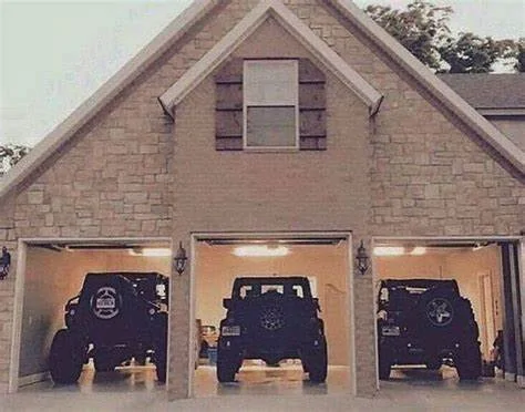 Jeep Wrangler JL Let's be honest here... 9C6C4ED2-F8E9-43EE-BDFD-B6C2B3124896
