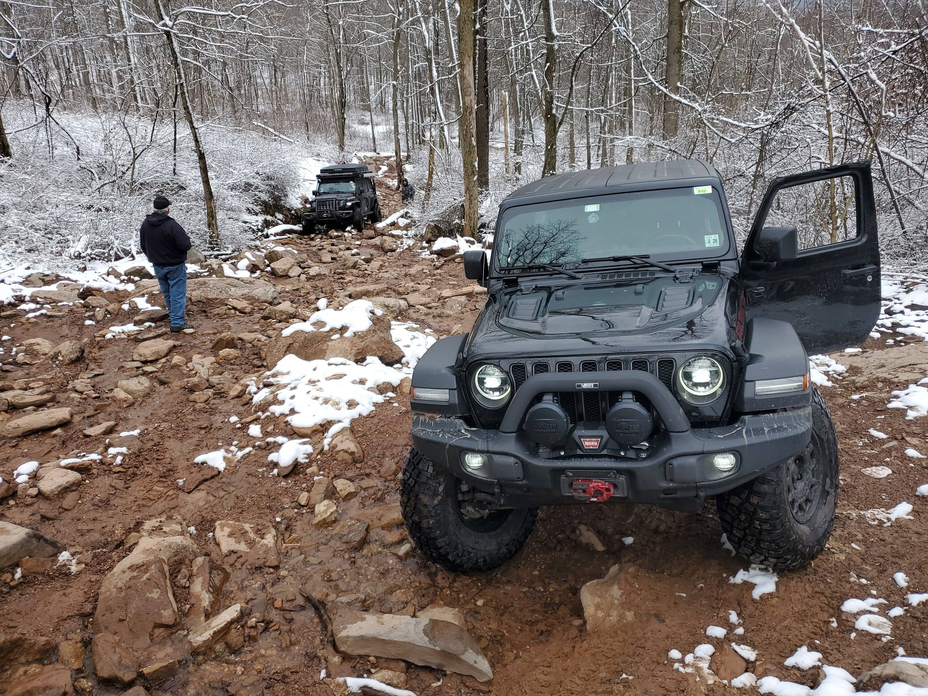 Jeep Wrangler JL Which winch hook/shackle do you guys recommend. 20230311_124609