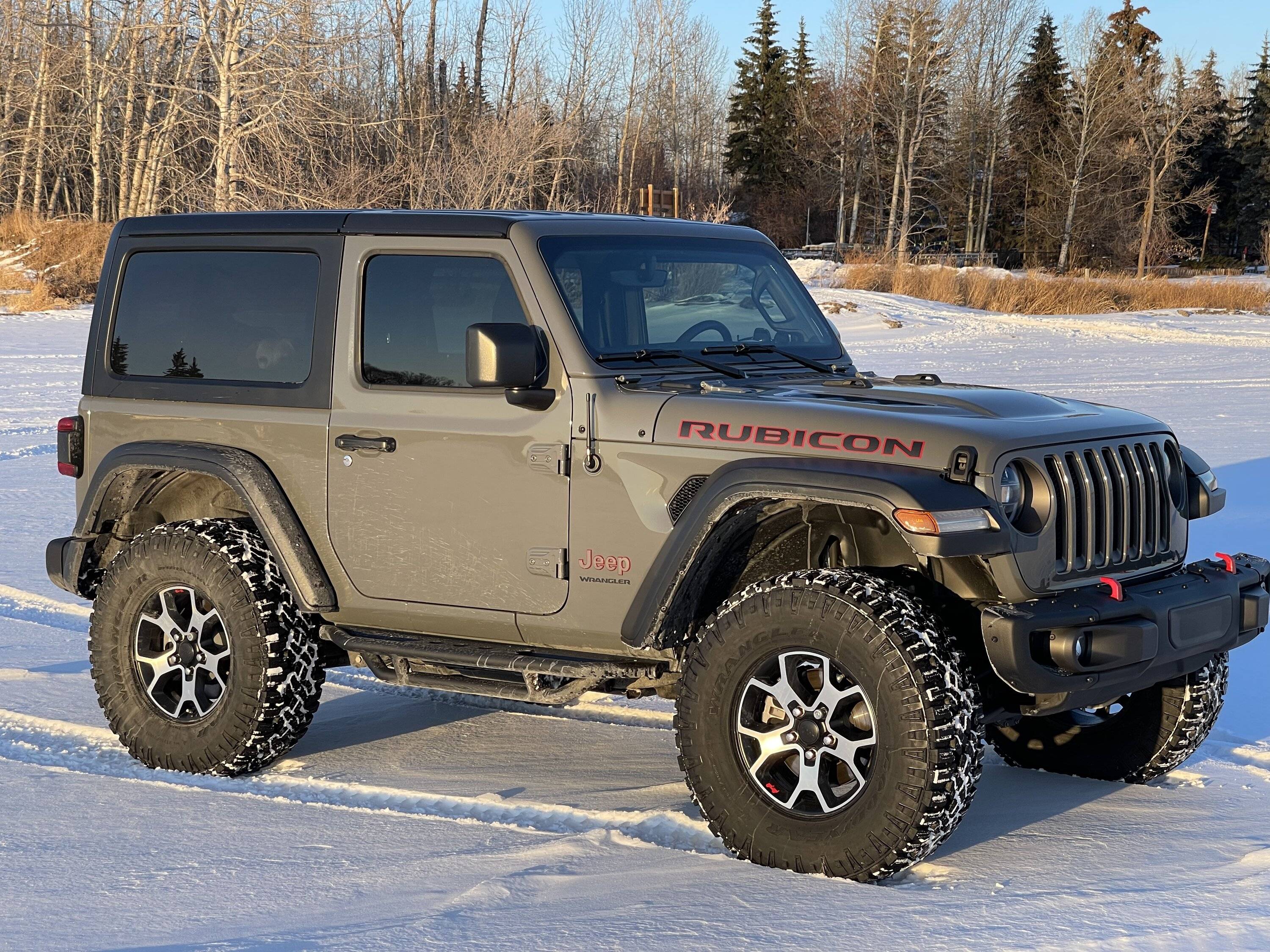 Jeep Wrangler JL 2023 Waiting/Venting Room 517E0B55-B54B-47F4-975C-DF951D441220