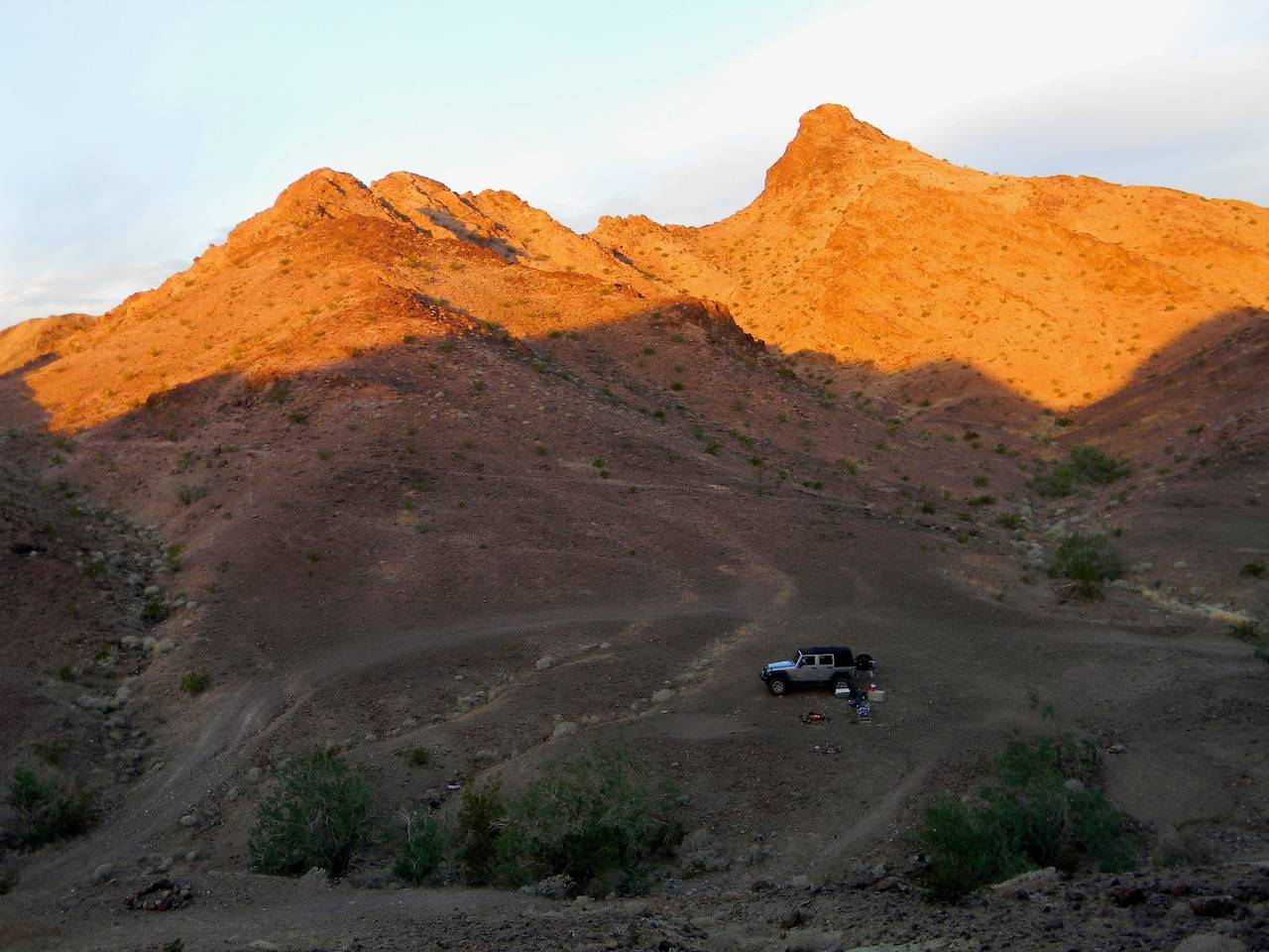 Jeep Wrangler JL Desert wheeling solo on black diamond trail - Dupont Road to Bradshaw Trail DSCN5656