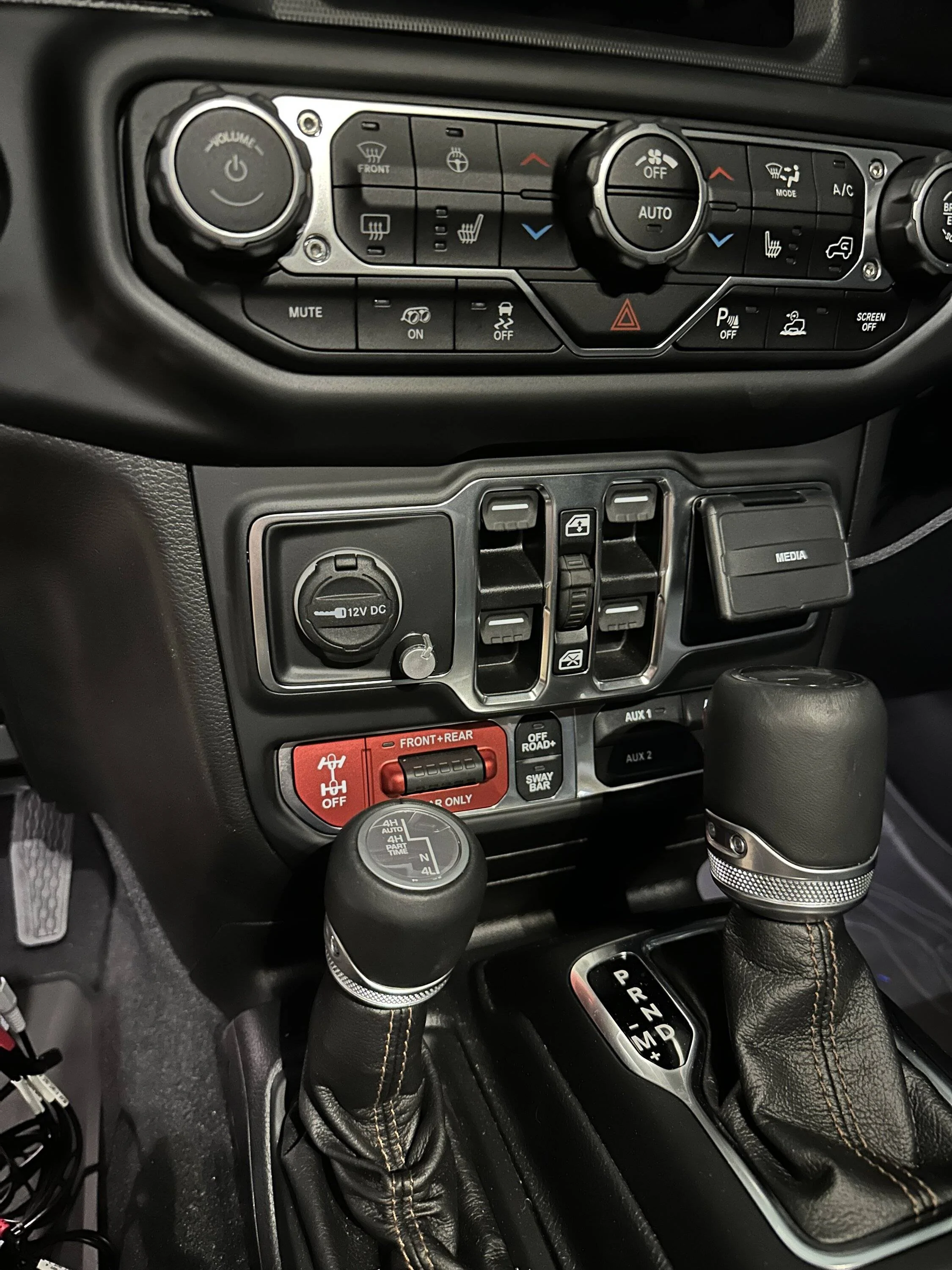 Jeep Wrangler JL MB Quart Stage6/SUBR Alternate Amp Interface Thread - DSR1 IMG_2142