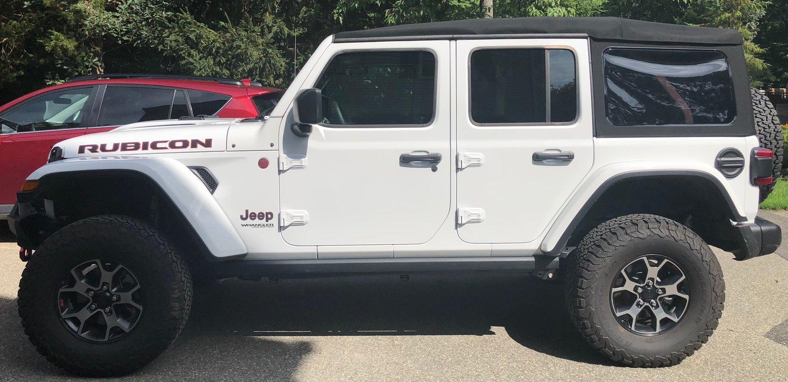 Jeep Wrangler JL 5 RUBICON WHEELS /TPM/KO2 35" TIRES IN CT/NY BORDER IMG_1127