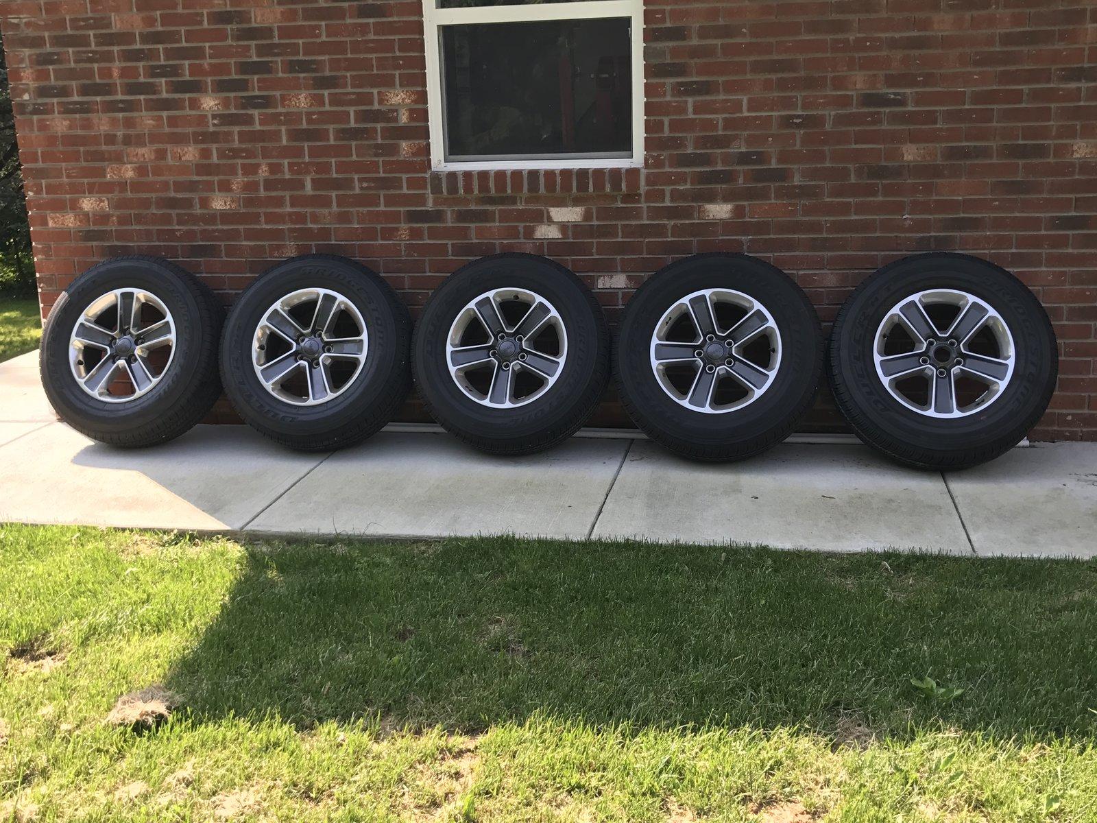 Jeep Wrangler JL 18" wheels and tires IMG_2339.JPG