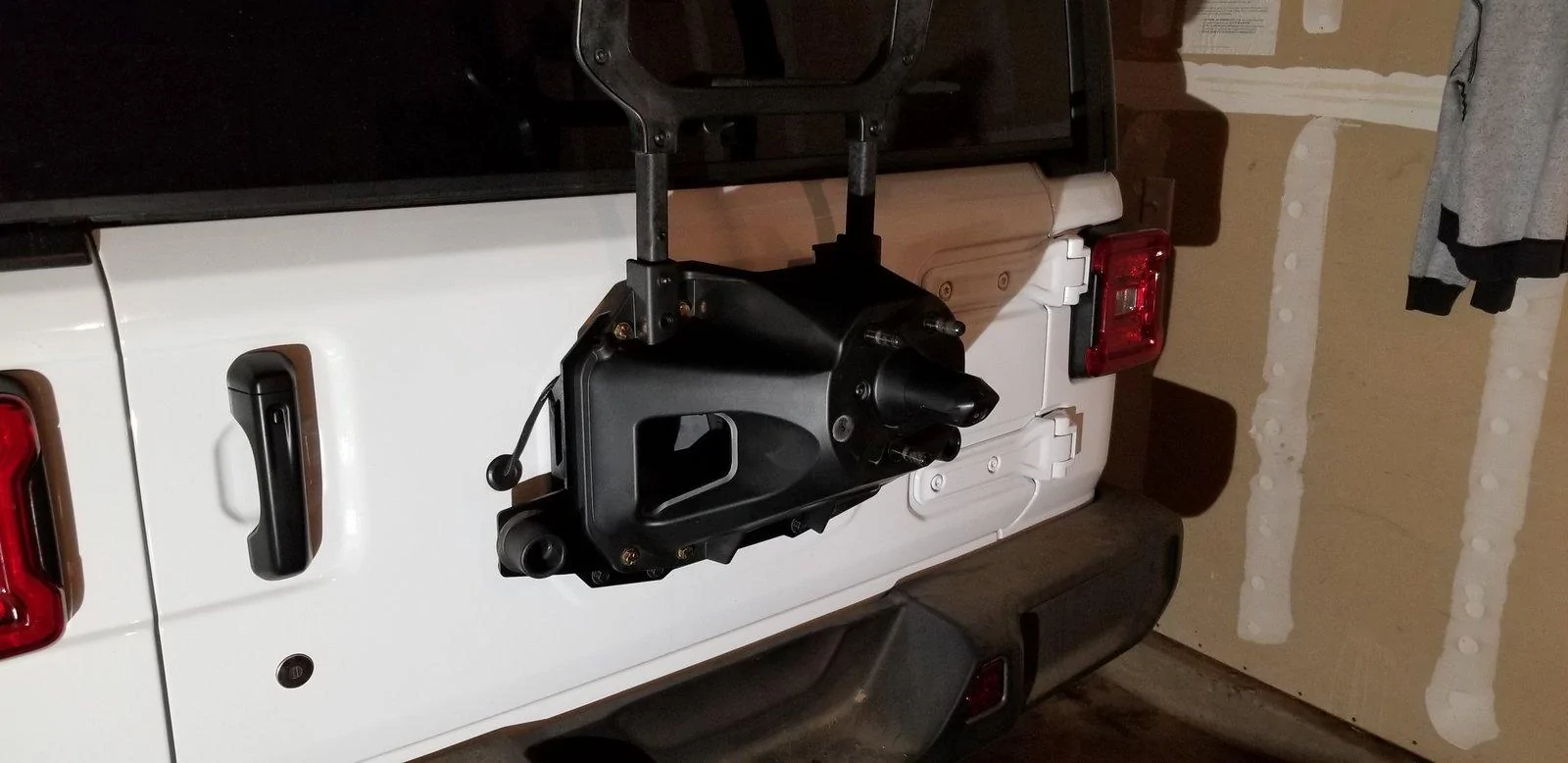 Jeep Wrangler JL Rubicon Storm Shadow Build 20180731_224846
