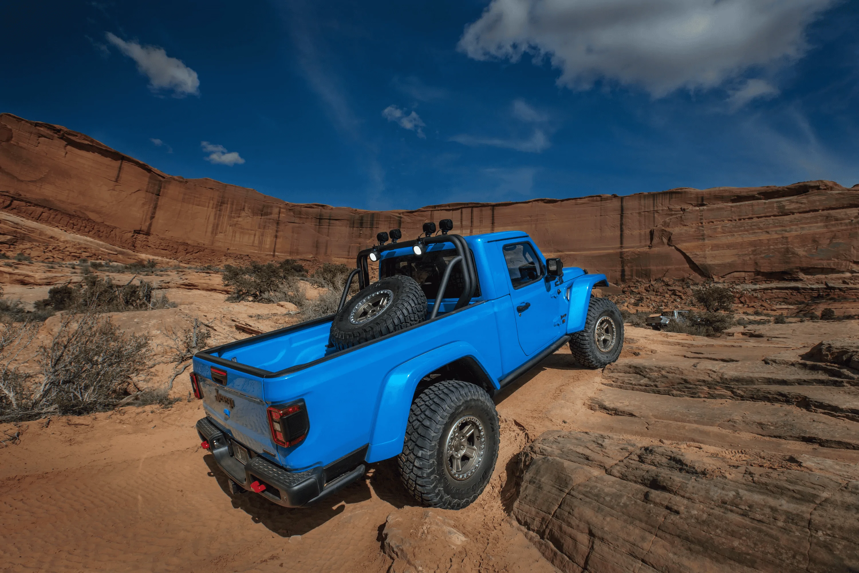 Jeep Wrangler JL Think we'll ever see a 2dr Gladiator?? 1679852953063-png