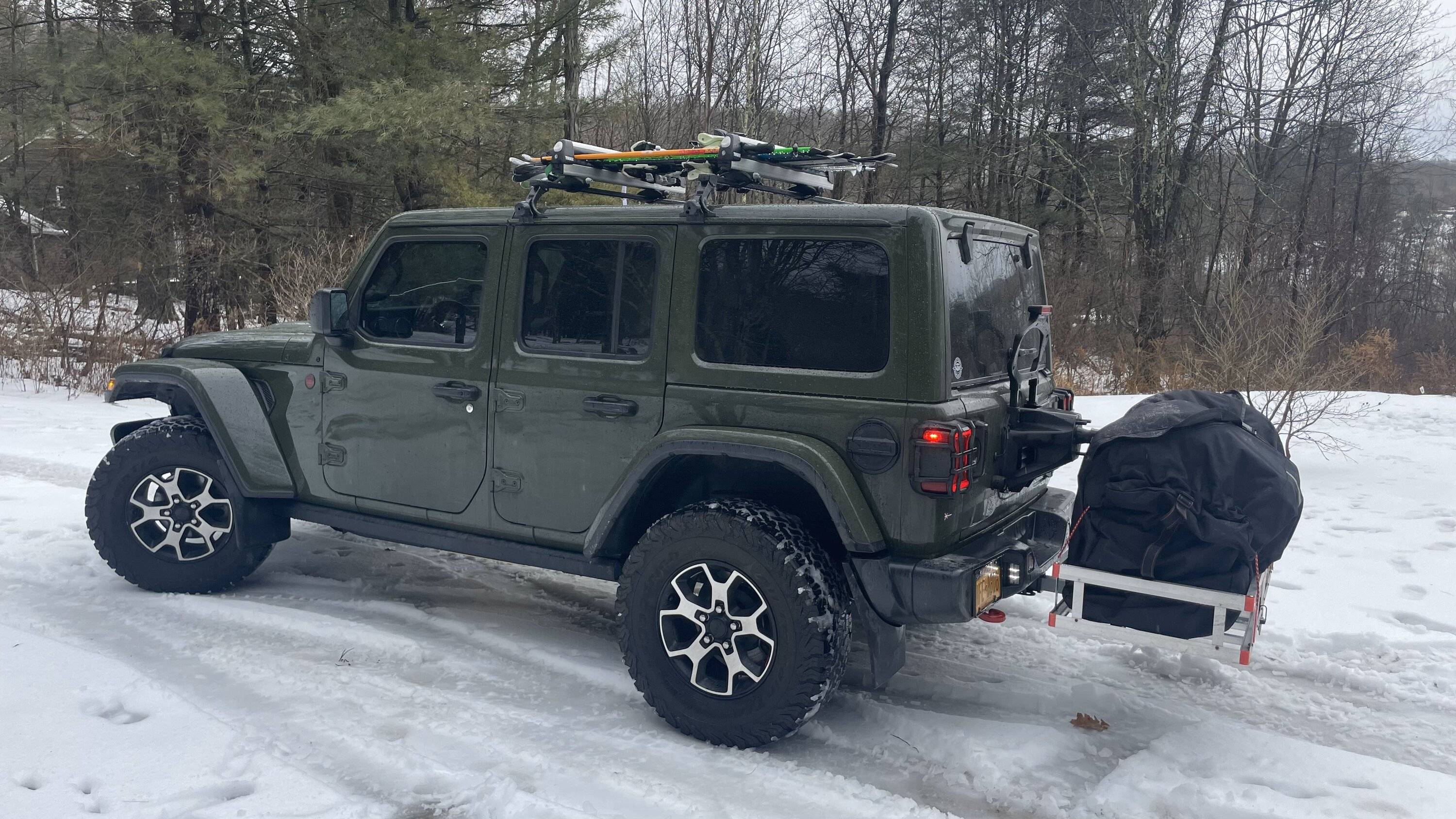 Jeep Wrangler JL Spare Tire Delete options - recommendations? IMG_2536