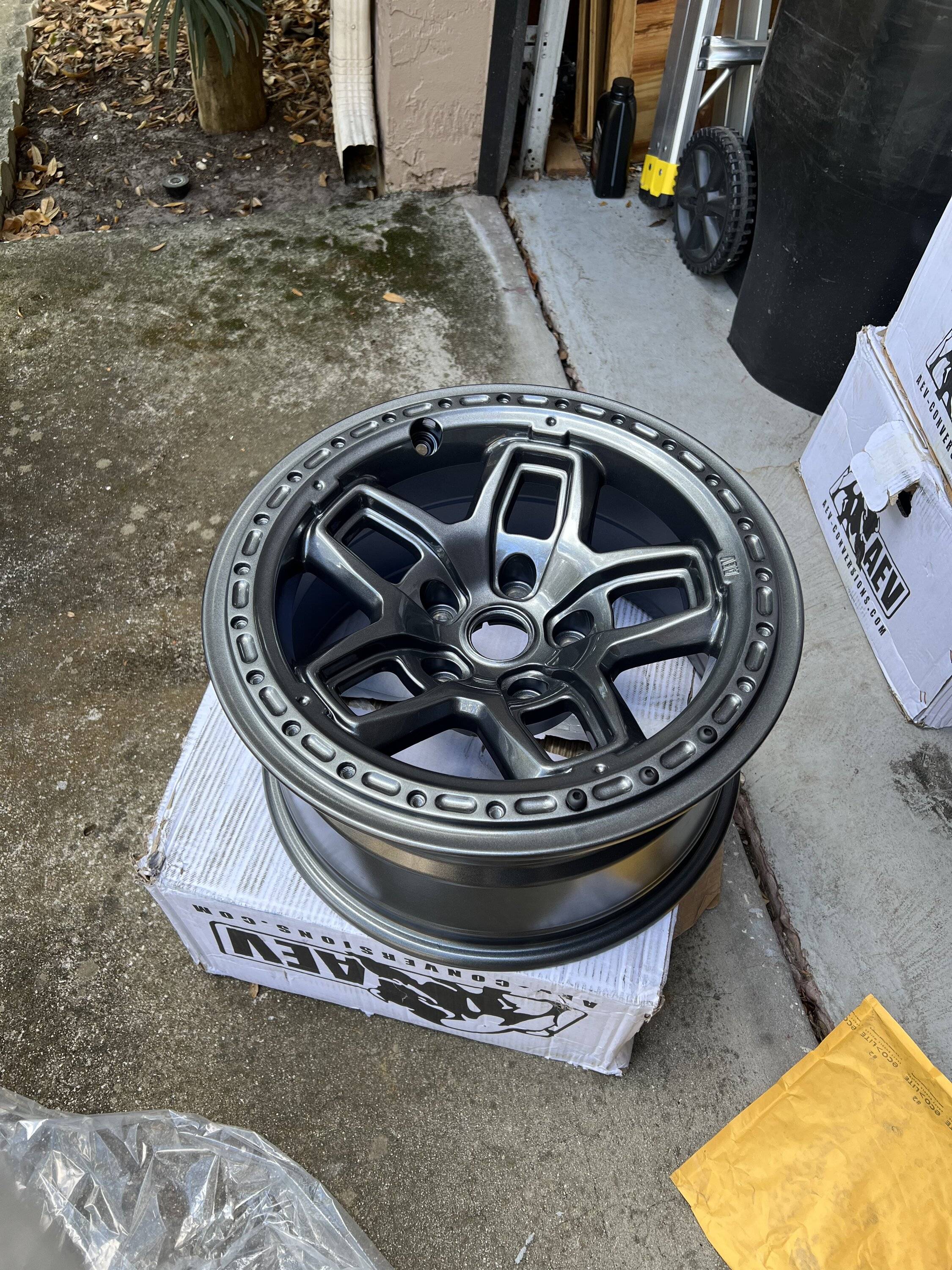 Jeep Wrangler JL AEV Borah wheels on JL F12C56F6-F0EF-4363-AFBF-39BE4DB216EE