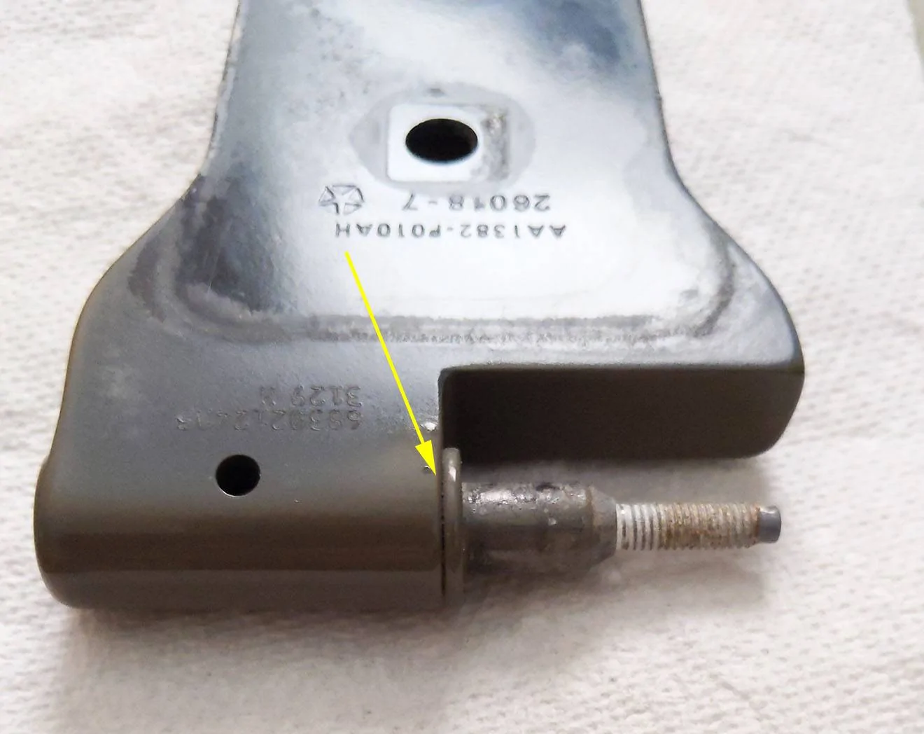 Jeep Wrangler JL Thoughts on Aluminum Panel (Galvanic?) Corrosion Mitigation hinge corroded 3