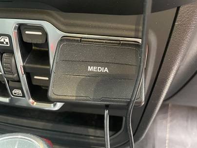 Jeep Wrangler JL Media Cover Small Modification IMG_2077