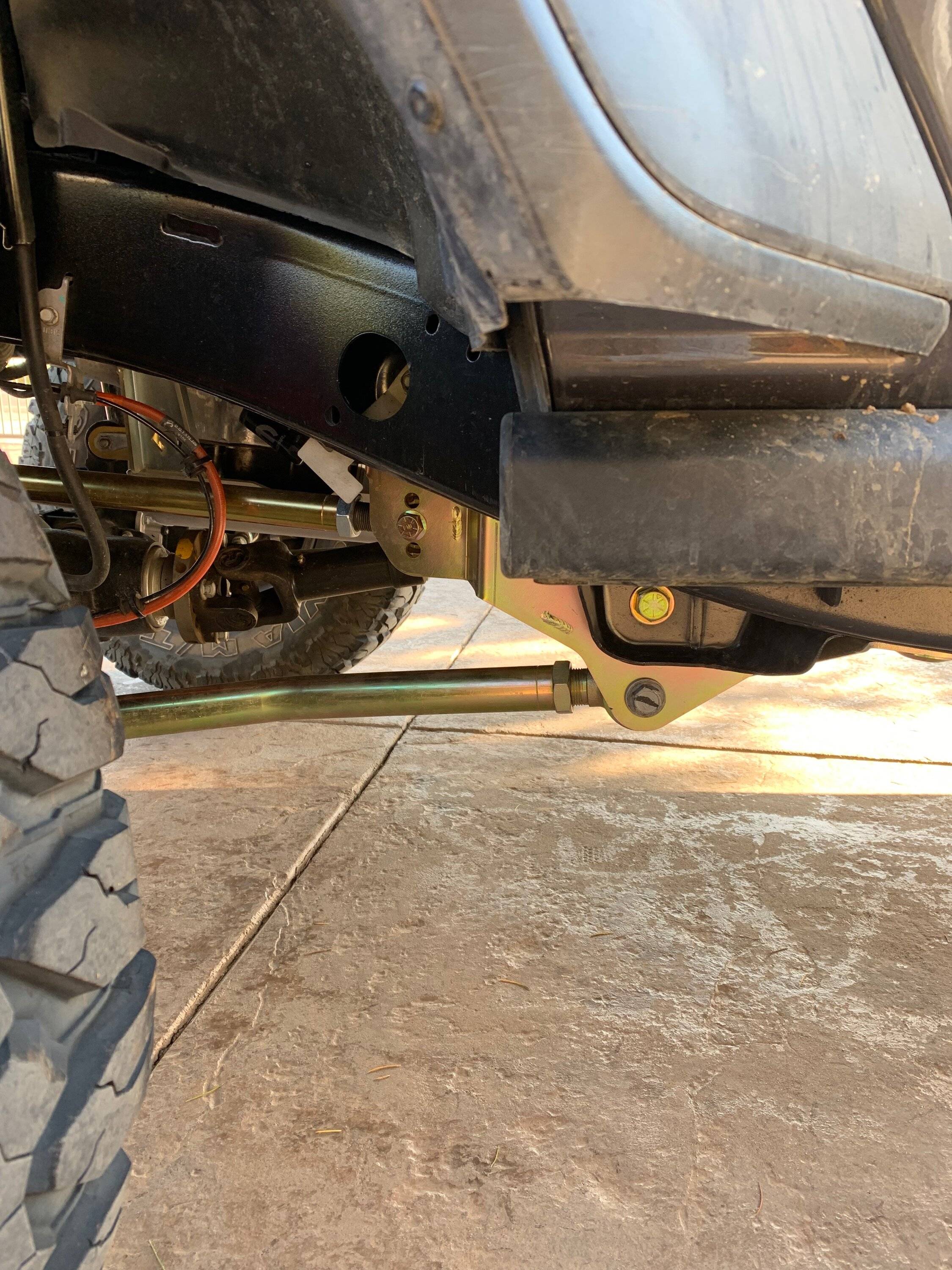 Jeep Wrangler JL Long Arm vs Geometry Brackets IMG_1532
