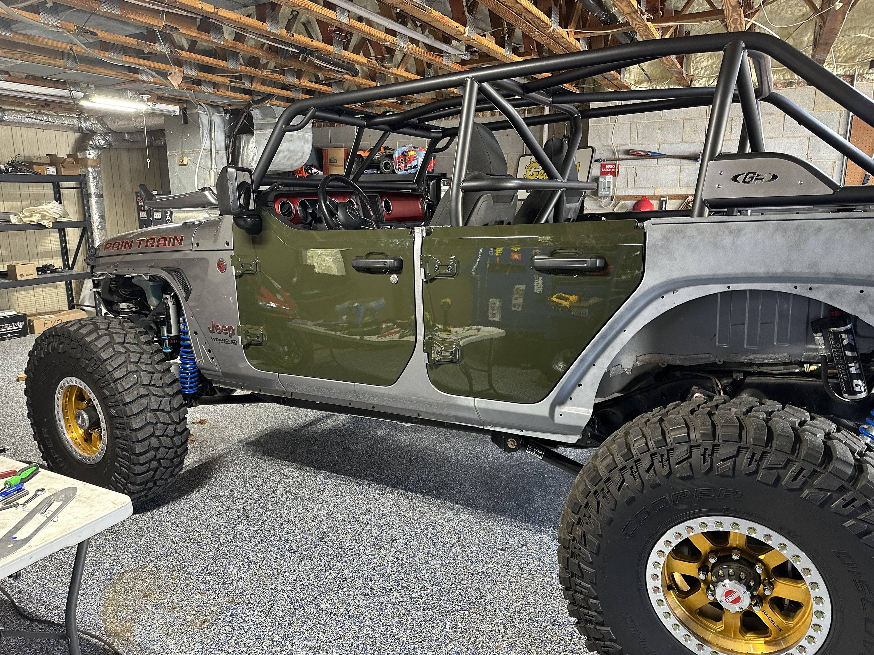 Jeep Wrangler JL GenRight Roll Cage Install CA26109C-7AD9-4B75-9A0A-351043EF3418