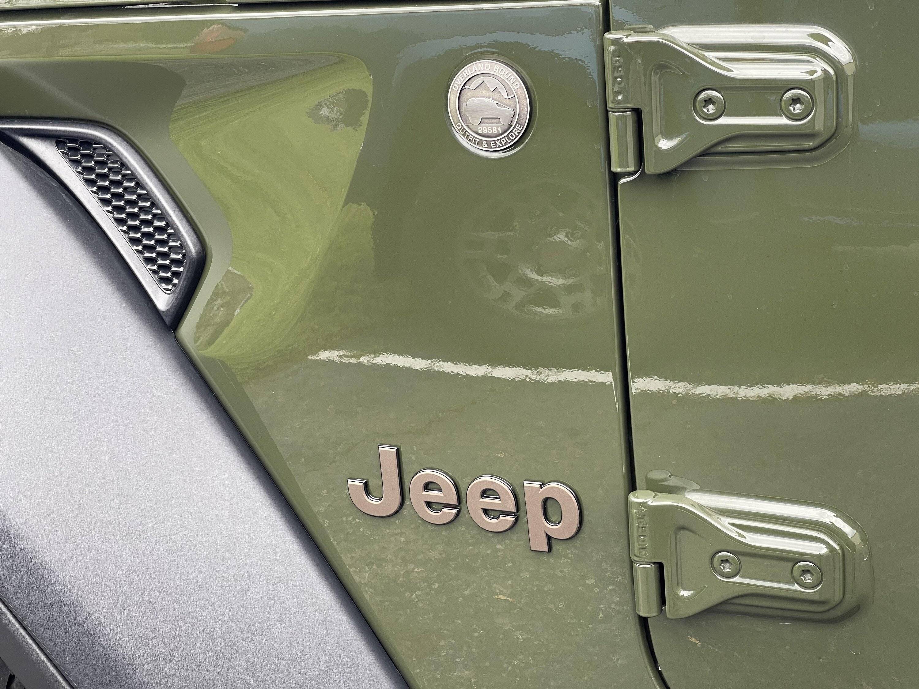 Jeep Wrangler JL Painted Jeep Emblems DONE