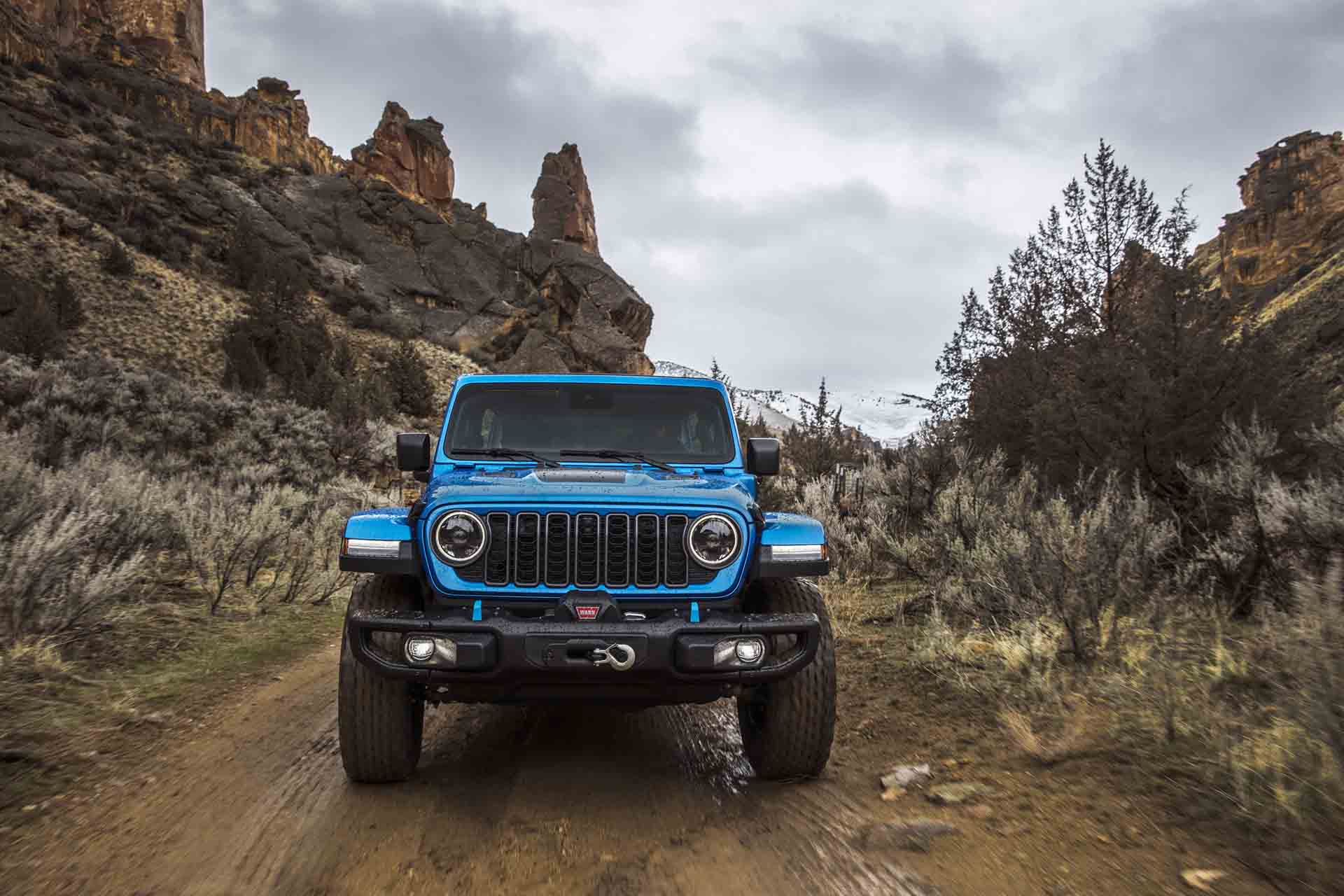 Jeep Wrangler JL Official: 2024 Jeep Wrangler Facelift Refresh Gets Major Updates & Upgrades! 2024-jeep-wrangler_100880594_h