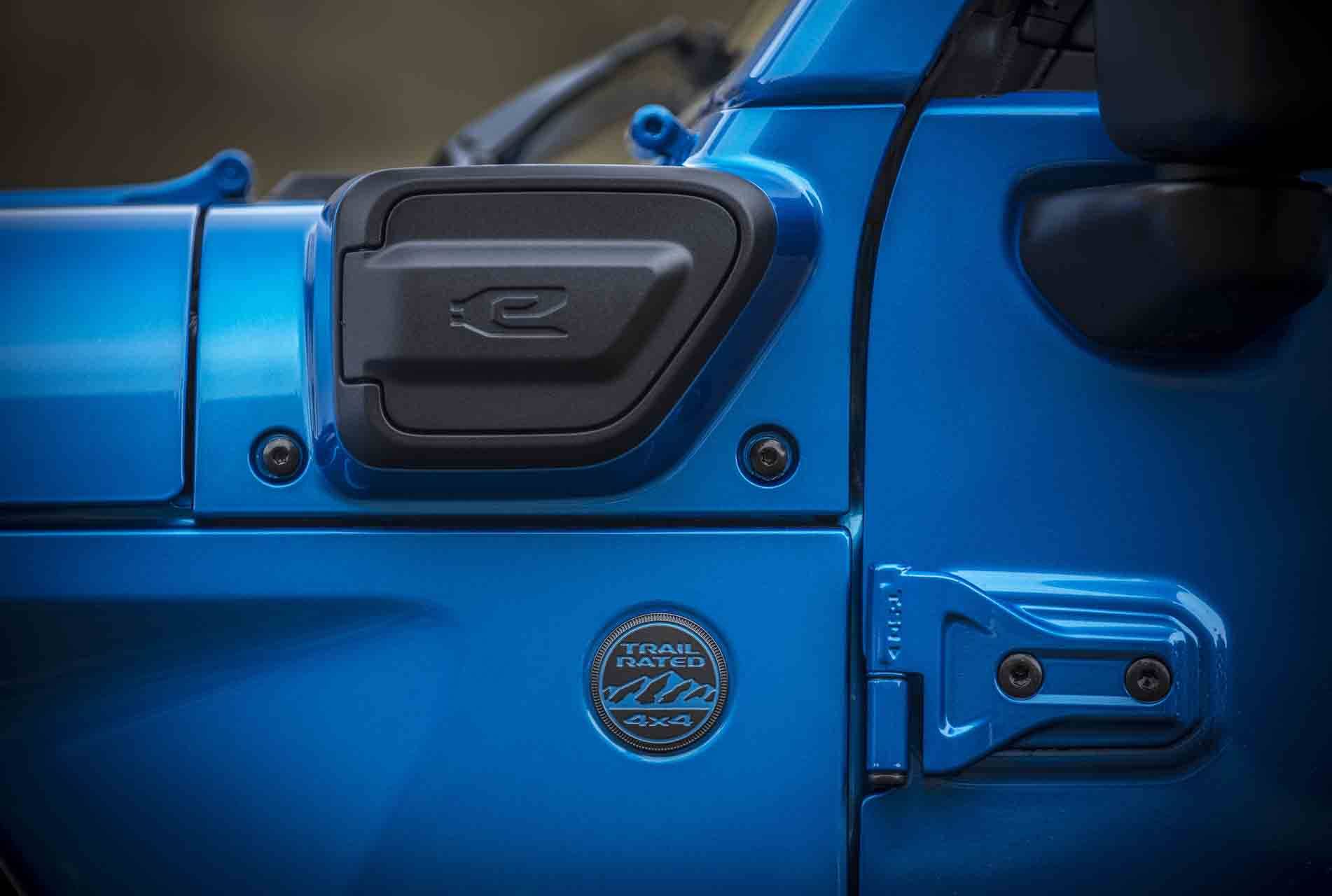 Jeep Wrangler JL Official: 2024 Jeep Wrangler Facelift Refresh Gets Major Updates & Upgrades! 2024-jeep-wrangler_100880615_h