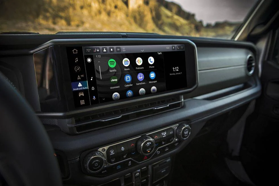 Jeep Wrangler JL Official: 2024 Jeep Wrangler Facelift Refresh Gets Major Updates & Upgrades! 1680712694187