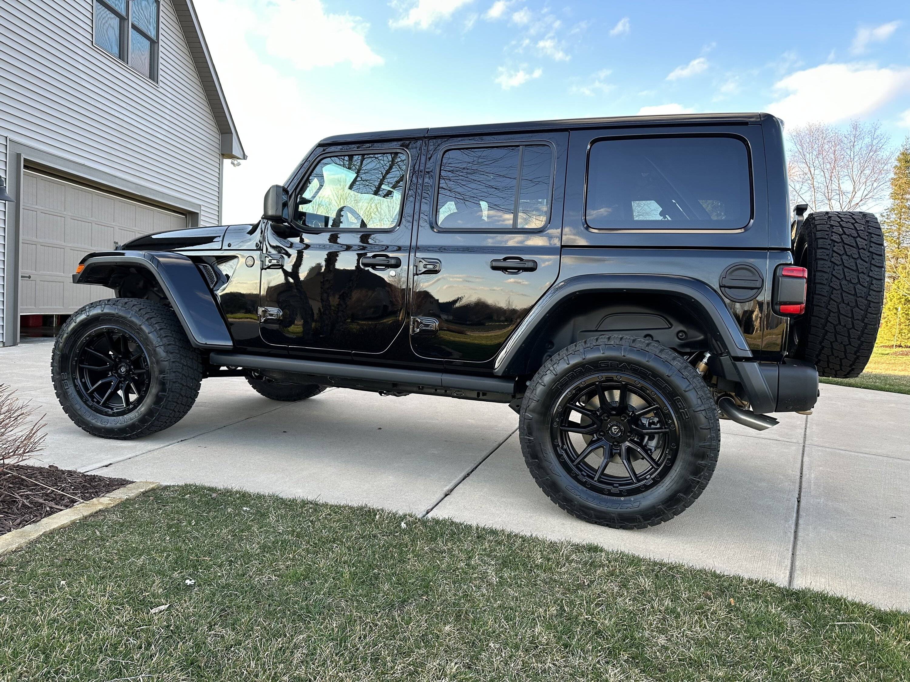 Jeep Wrangler JL New here! Thoughts? 58922EA6-894D-411B-BCDD-B9785844ECBA