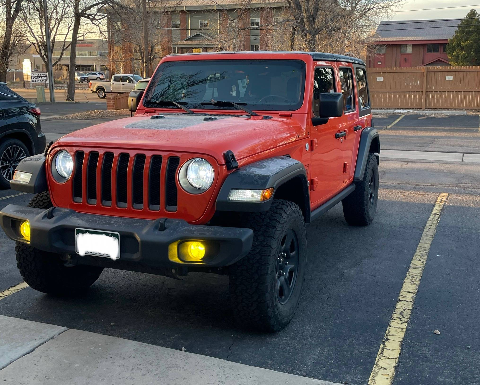 Jeep Wrangler JL 33s with no lift? IMG_0028
