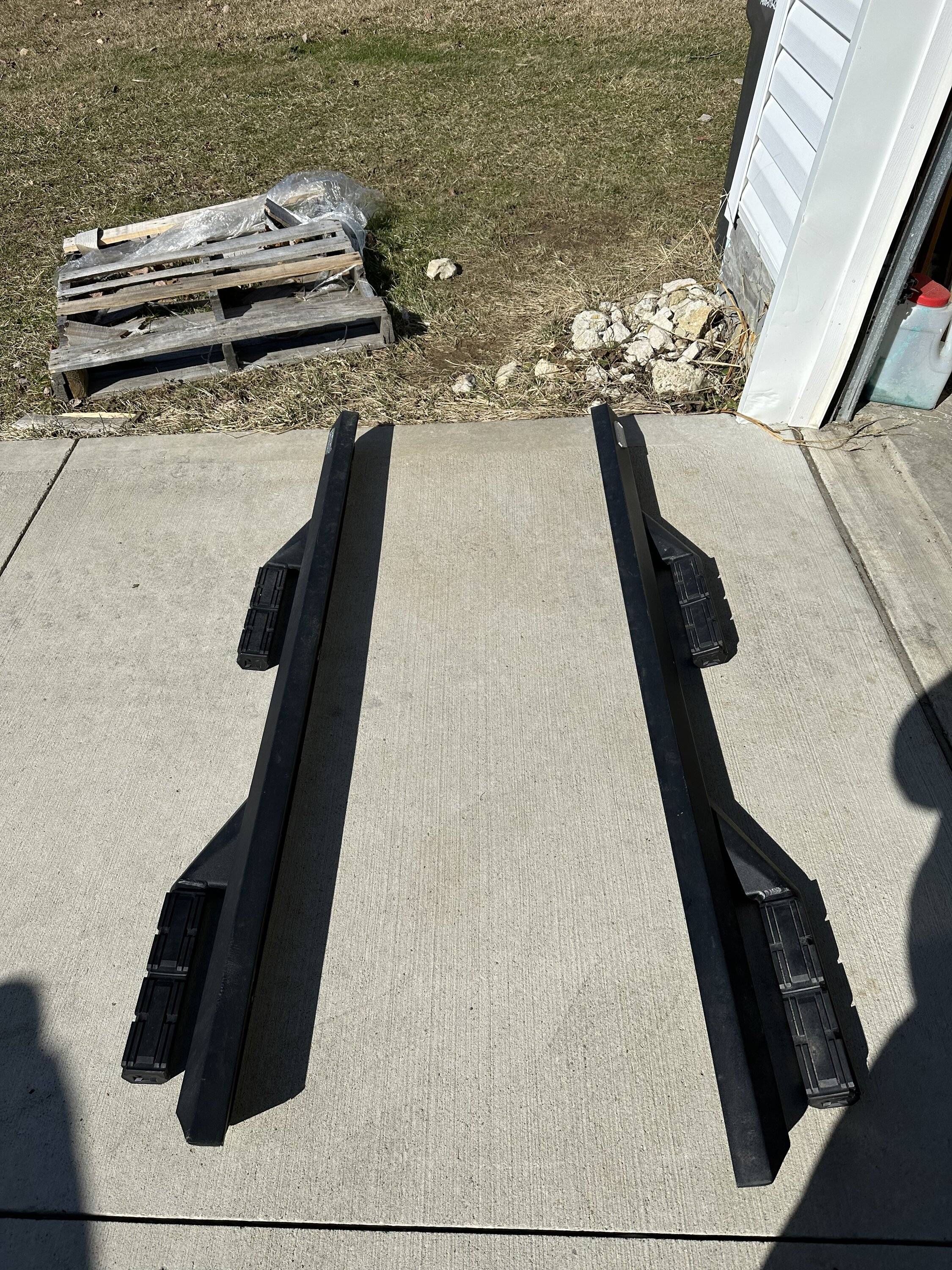 Jeep Wrangler JL JLU Iron Cross step bars DF51589A-BFED-421F-8797-83F5AFC50752