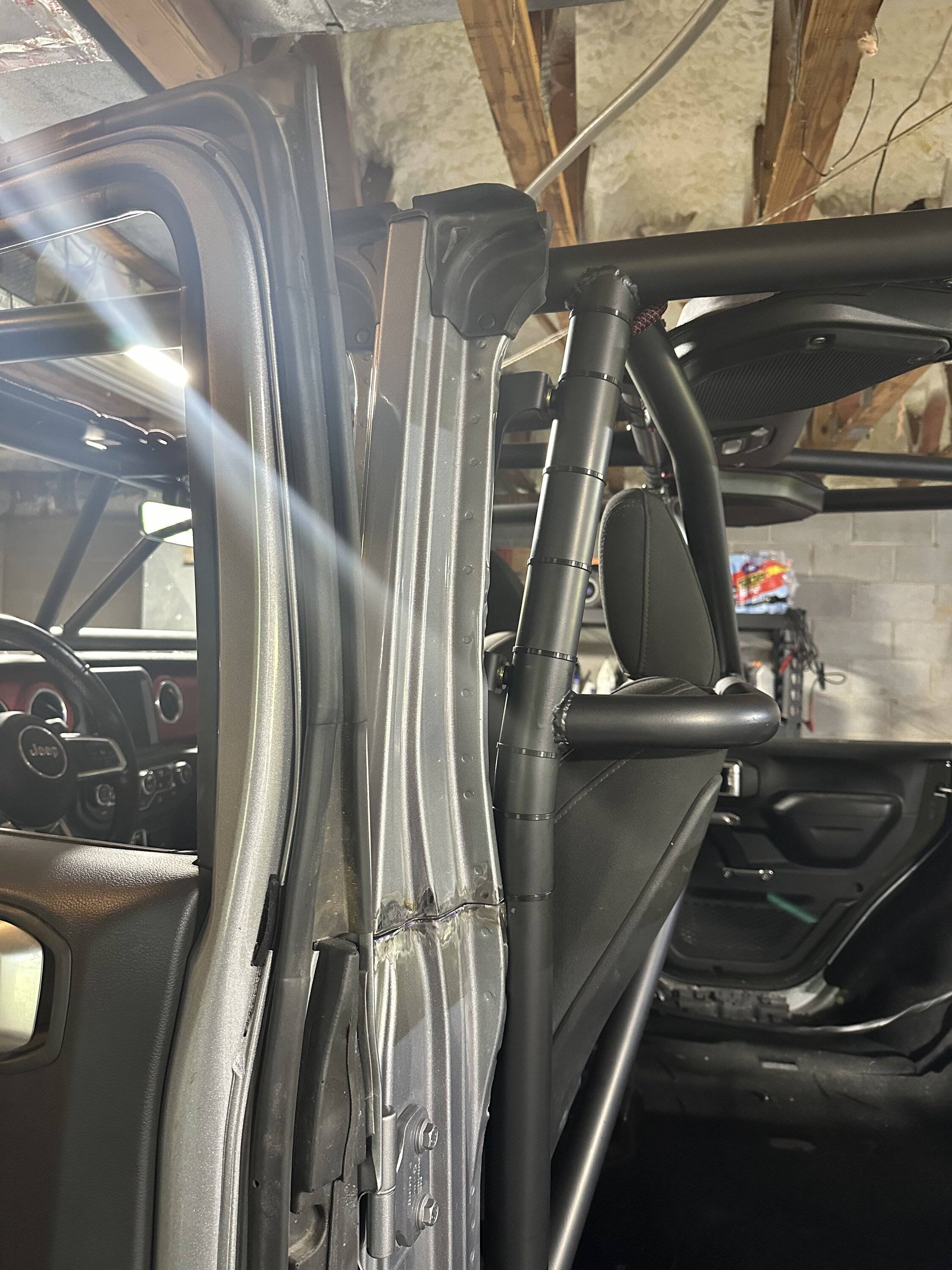 Jeep Wrangler JL GenRight B-Pillar Chop 44B932F6-D7A9-446B-B83D-ADA1B9CD3CD0