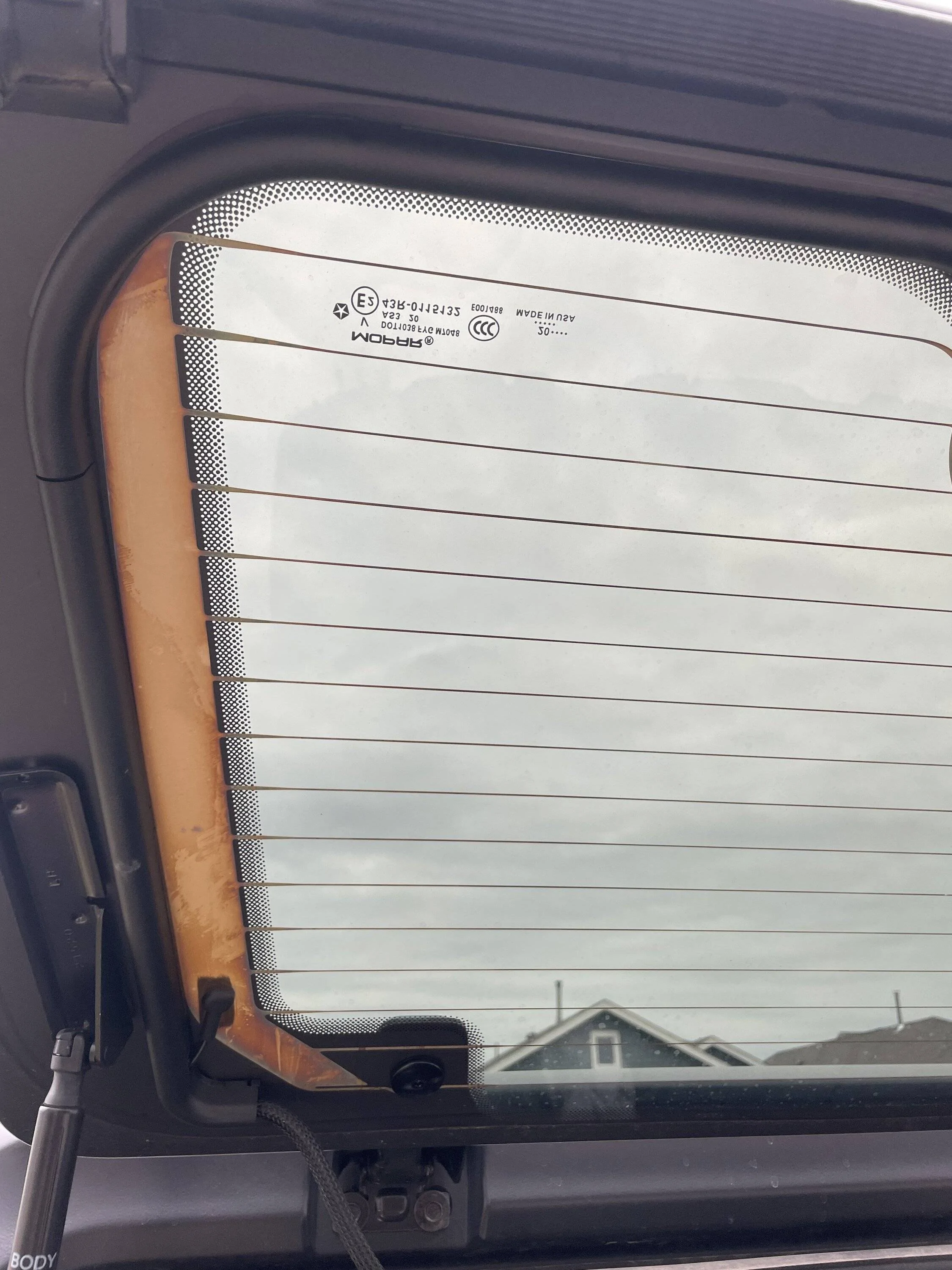 Jeep Wrangler JL Is this normal? 99329E95-11AB-4937-A7D9-637D69FFA3AB