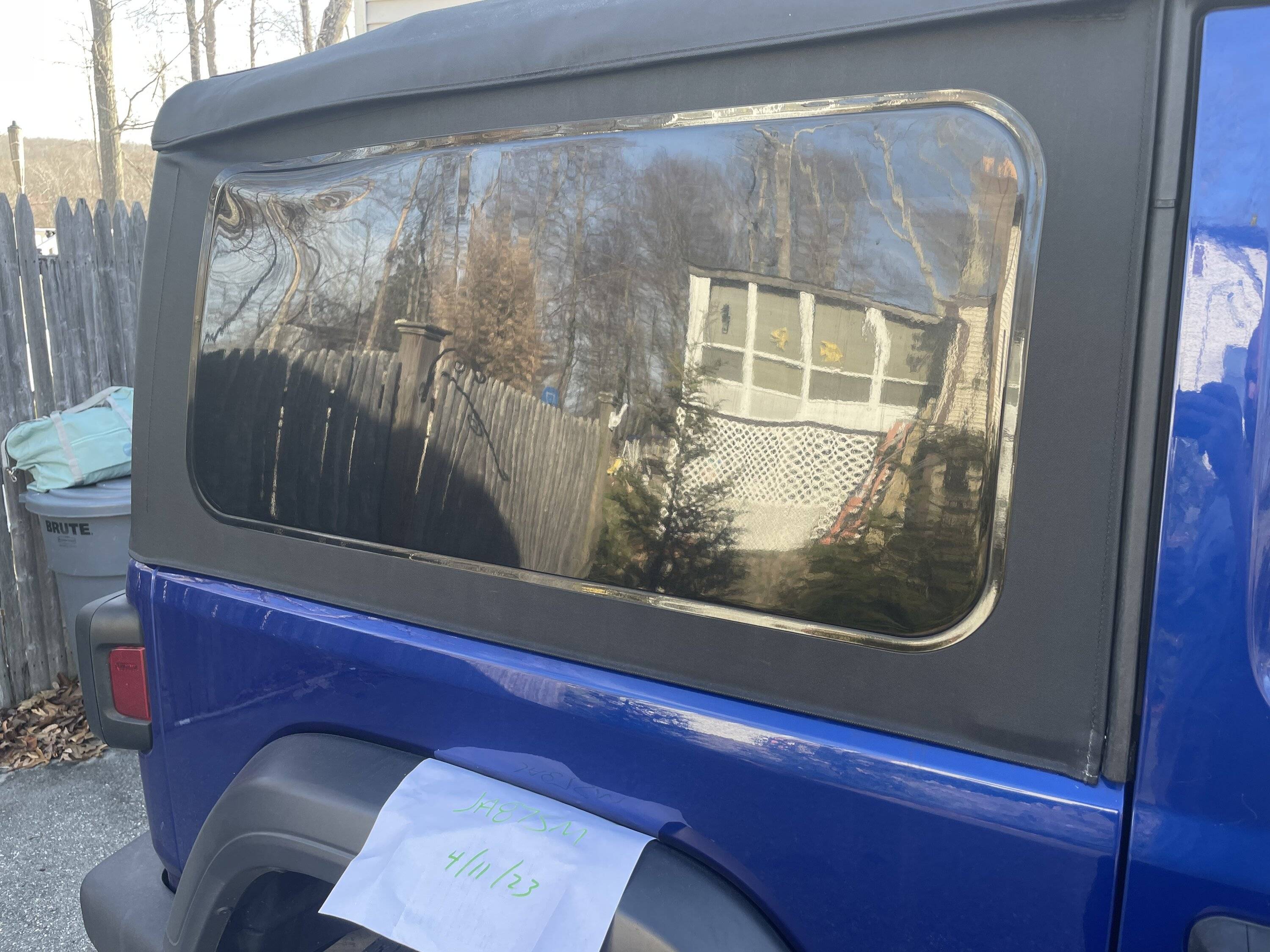 Jeep Wrangler JL Mopar oem standard soft top 2 door tinted 7CFF00BB-9EA7-4DD1-86C8-484210337924