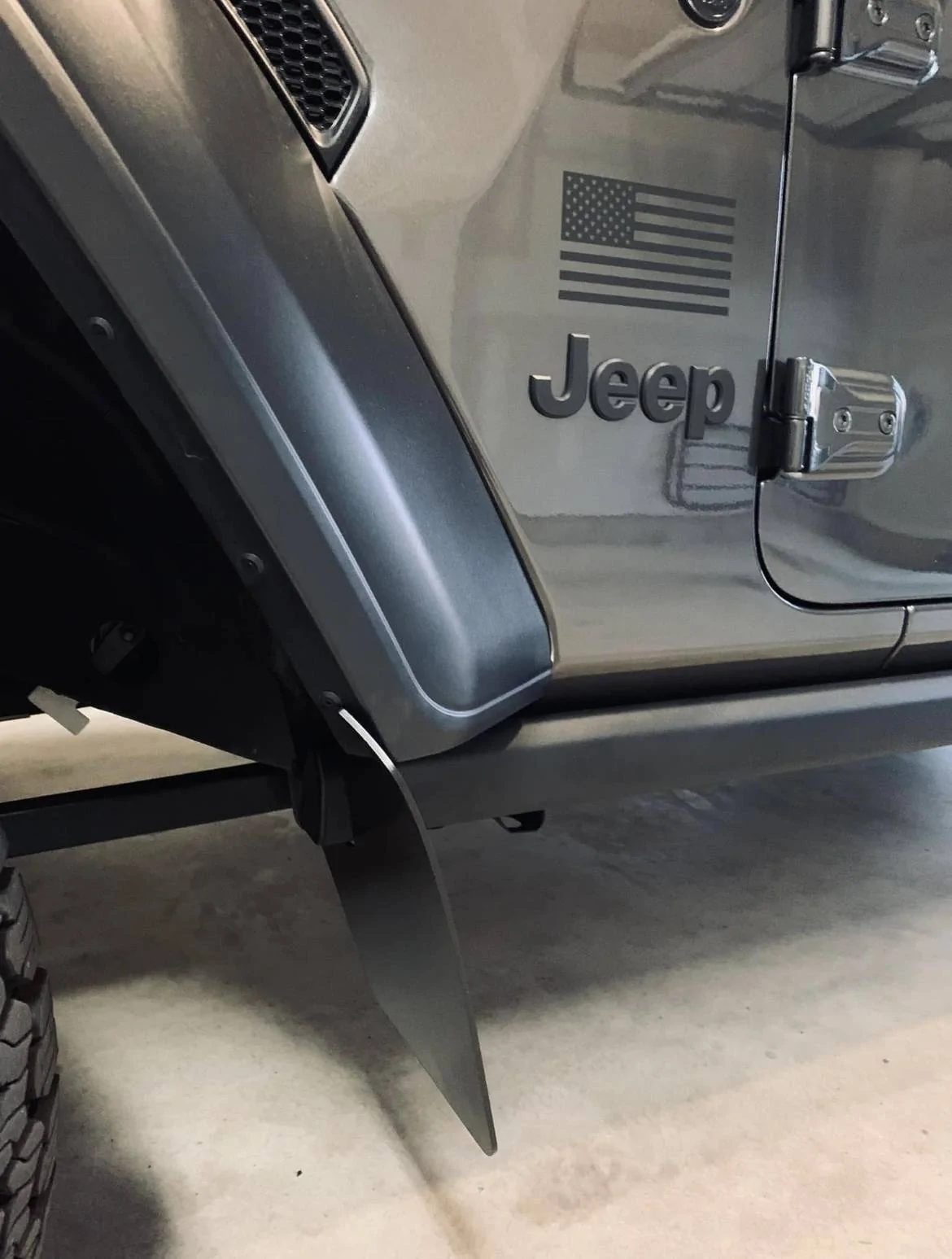 Jeep Wrangler JL Mud flaps? IMG_0652