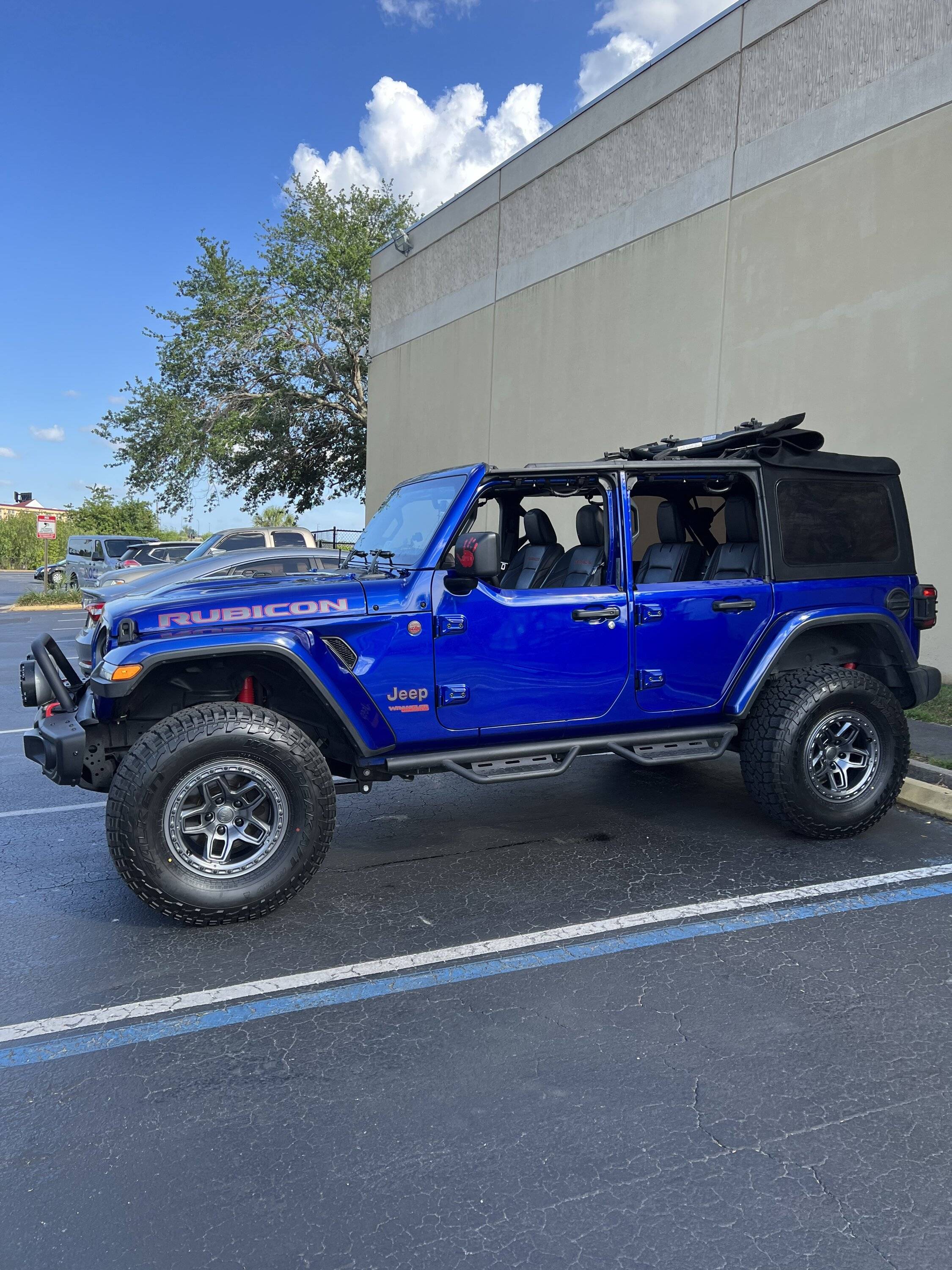 Jeep Wrangler JL On road good performance tire? 96611DF7-33EA-4B77-AFCC-375D2DD425F9