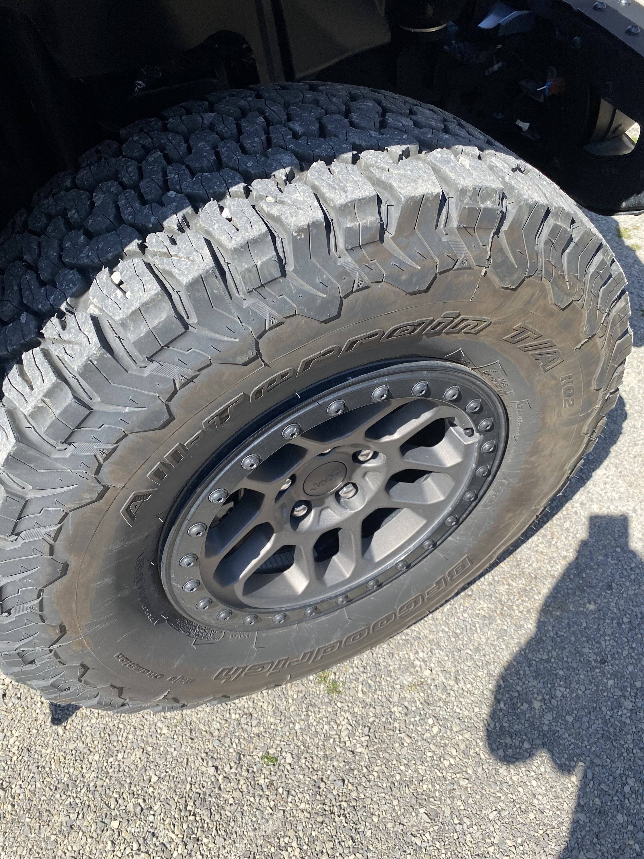 Jeep Wrangler JL Xr wheels and tires IMG_4067