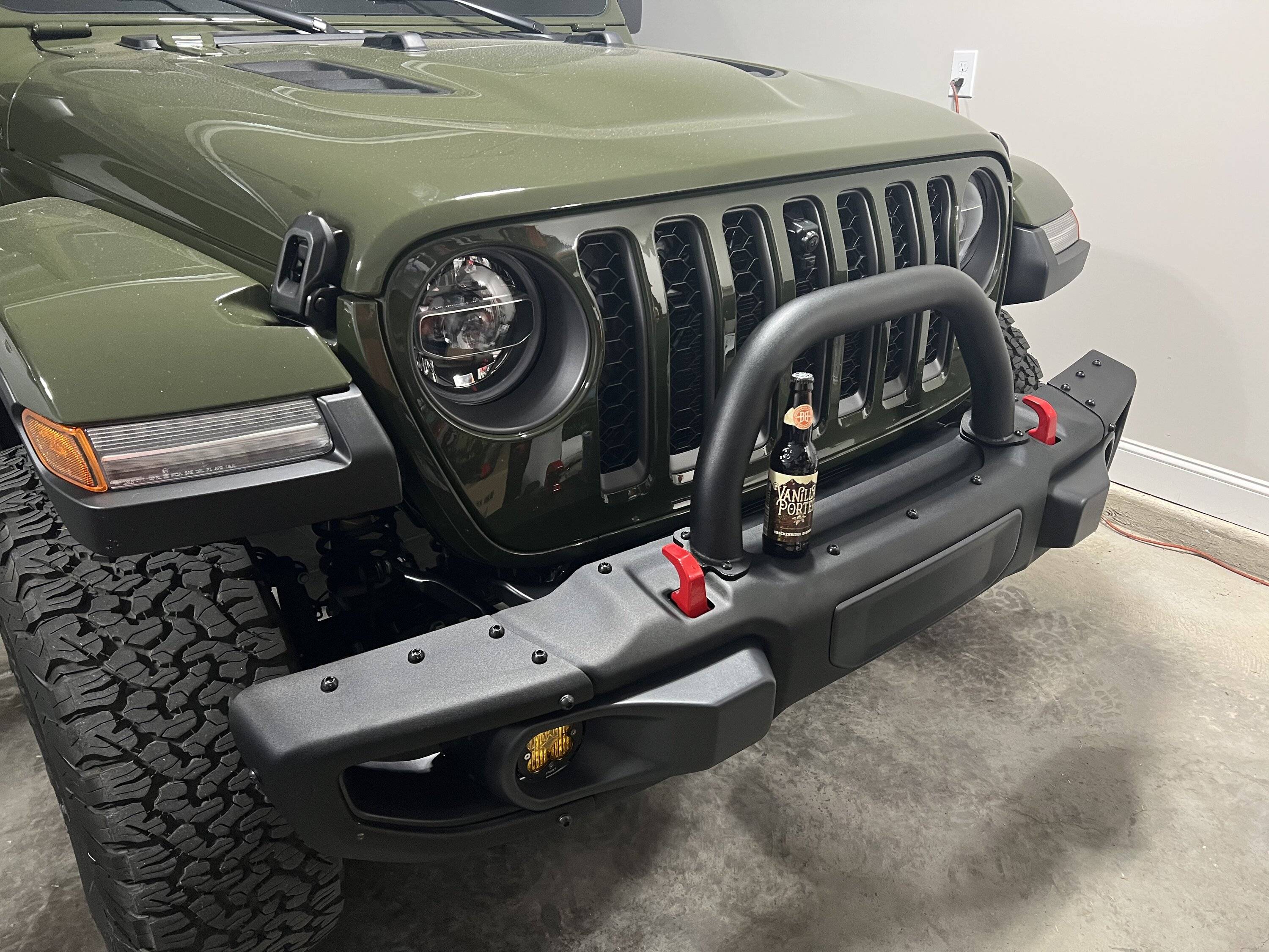 Jeep Wrangler JL AEV Bull Bar E07470E7-9C27-46C8-B0DC-184E022F48FD