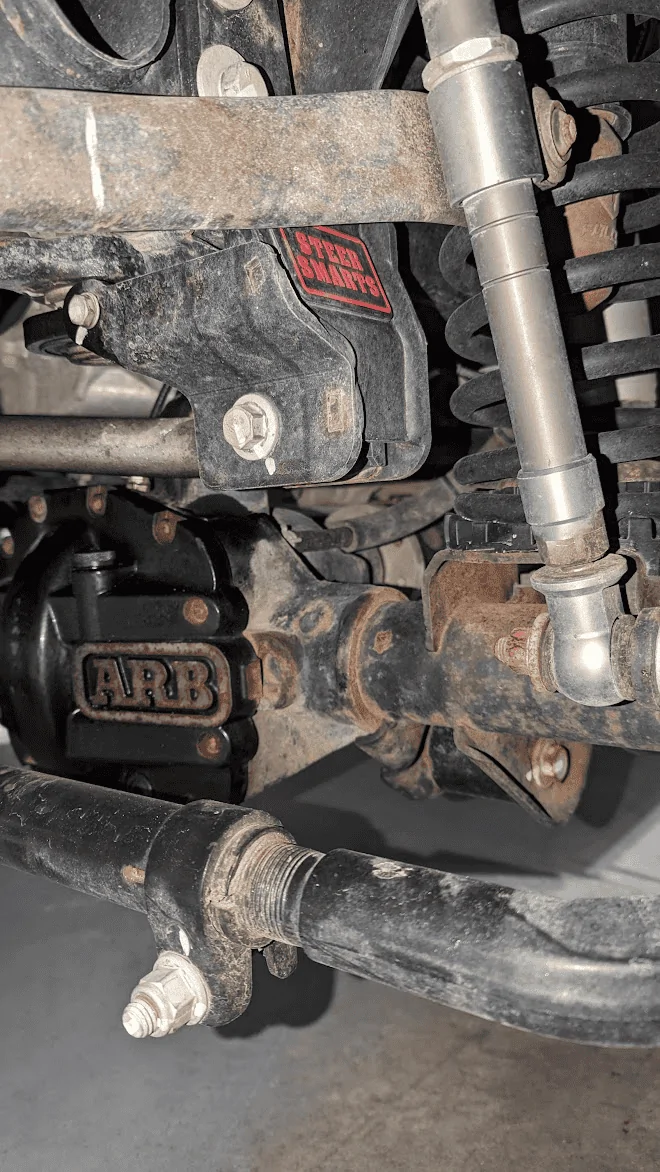 Jeep Wrangler JL Track bar hitting secter shaft brace 1681409498978