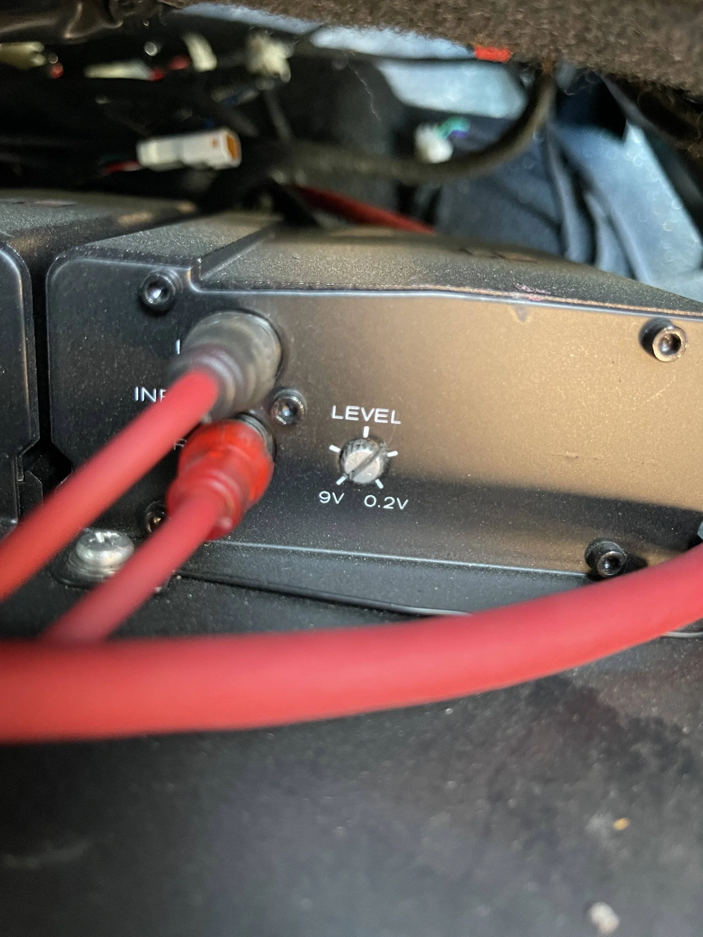 Jeep Wrangler JL MB Quart Stage6/SUBR Alternate Amp Interface Thread - DSR1 712E6706-5EDE-4FDC-A2E9-0FFC173EEE95