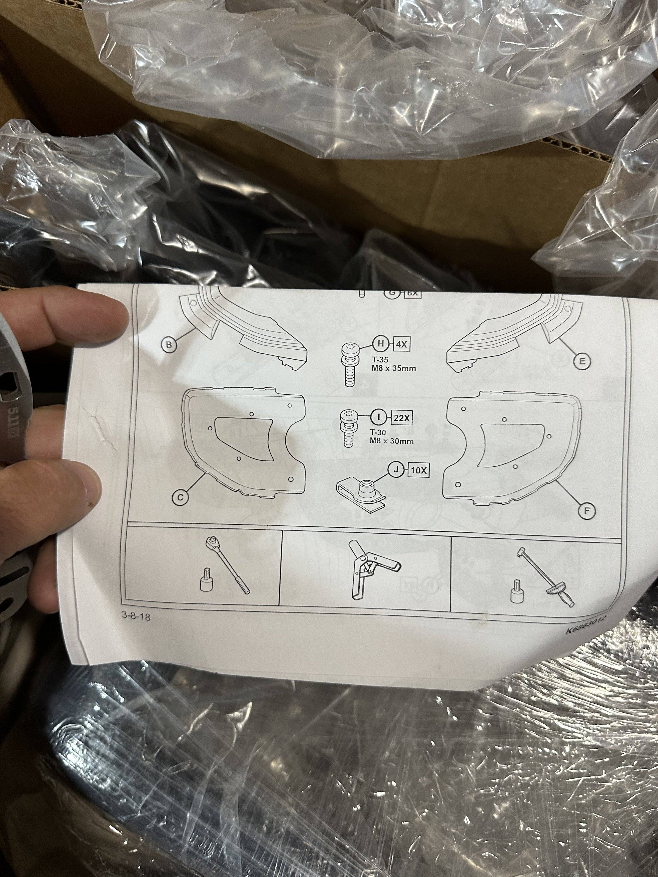 Jeep Wrangler JL please delete 27A45913-B51D-45A3-8B96-268344D75BA2